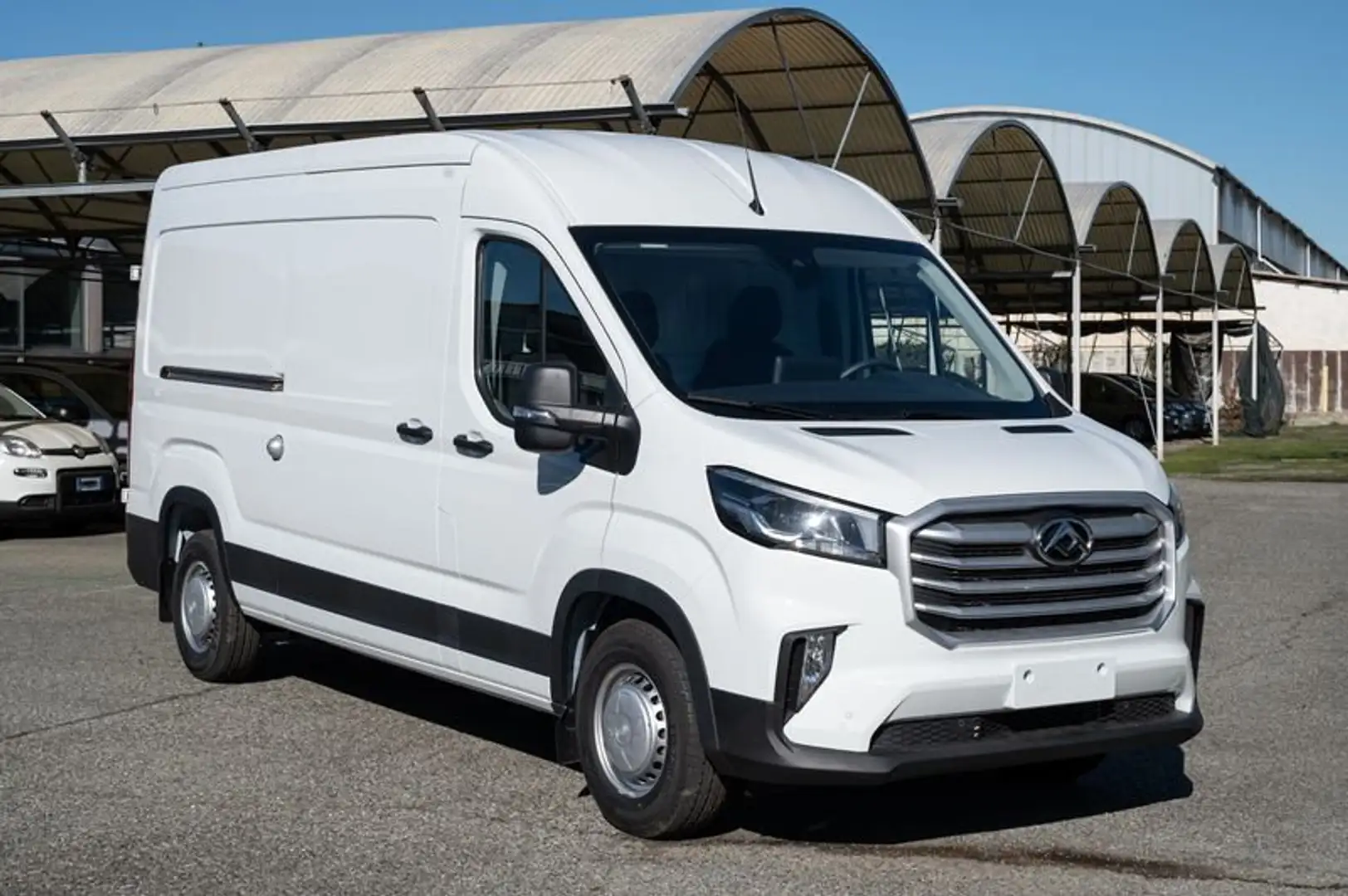 Maxus Deliver9 2.0CRDI 150CV L3H2 Furgone Bianco - 1