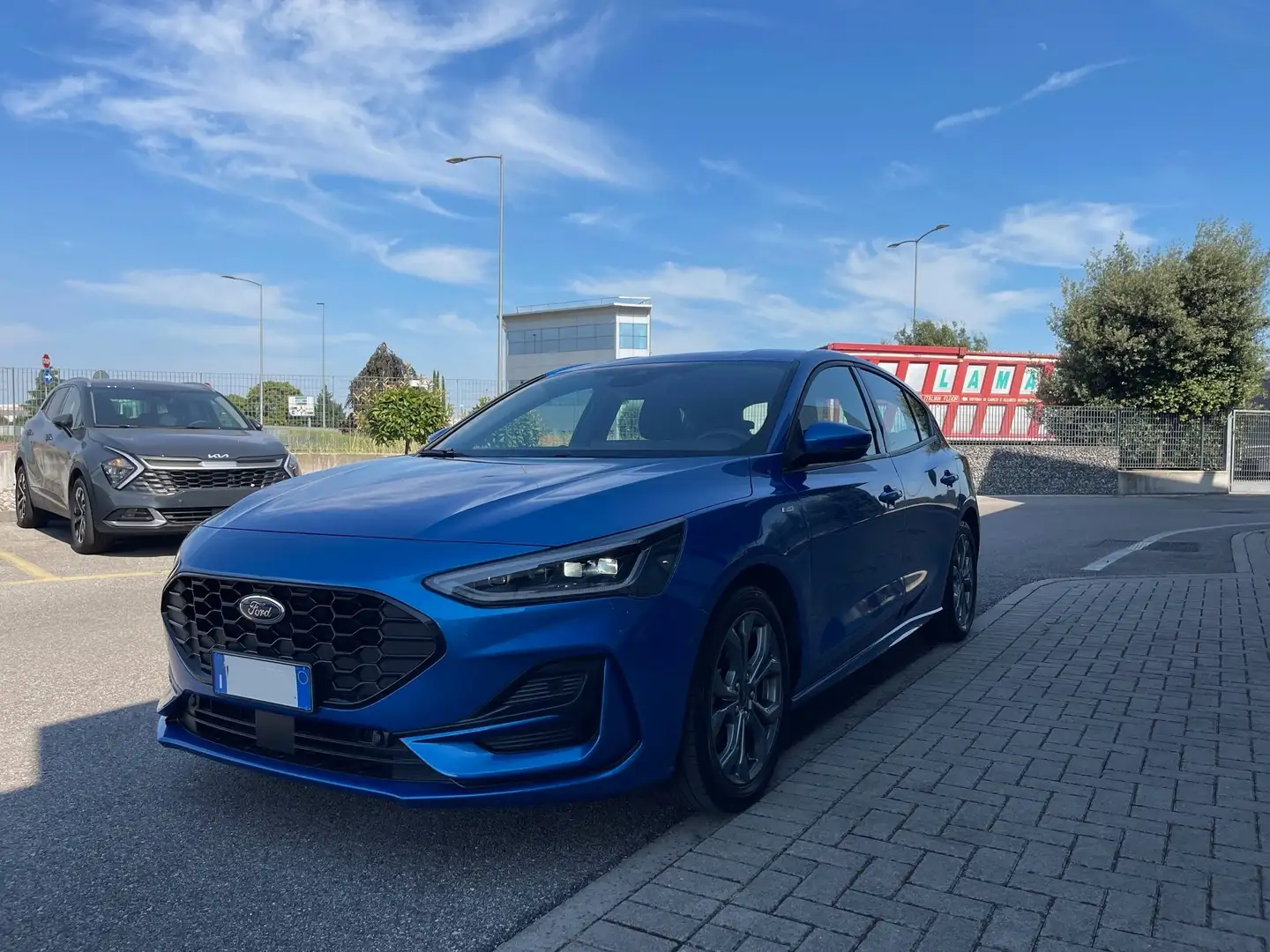 Ford Focus 1.0 EcoB Hybrid 125 CVPowershift 5p. STLine Bleu - 1