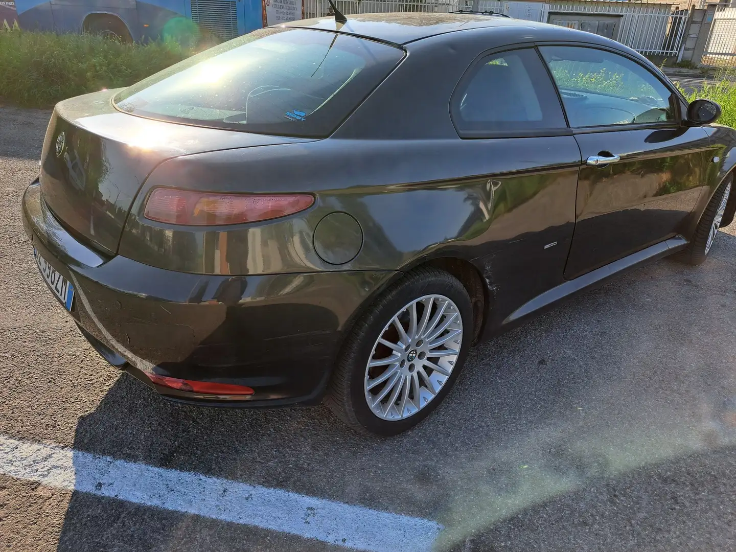 Alfa Romeo GT 1.9 jtd mjt Distinctive - 2