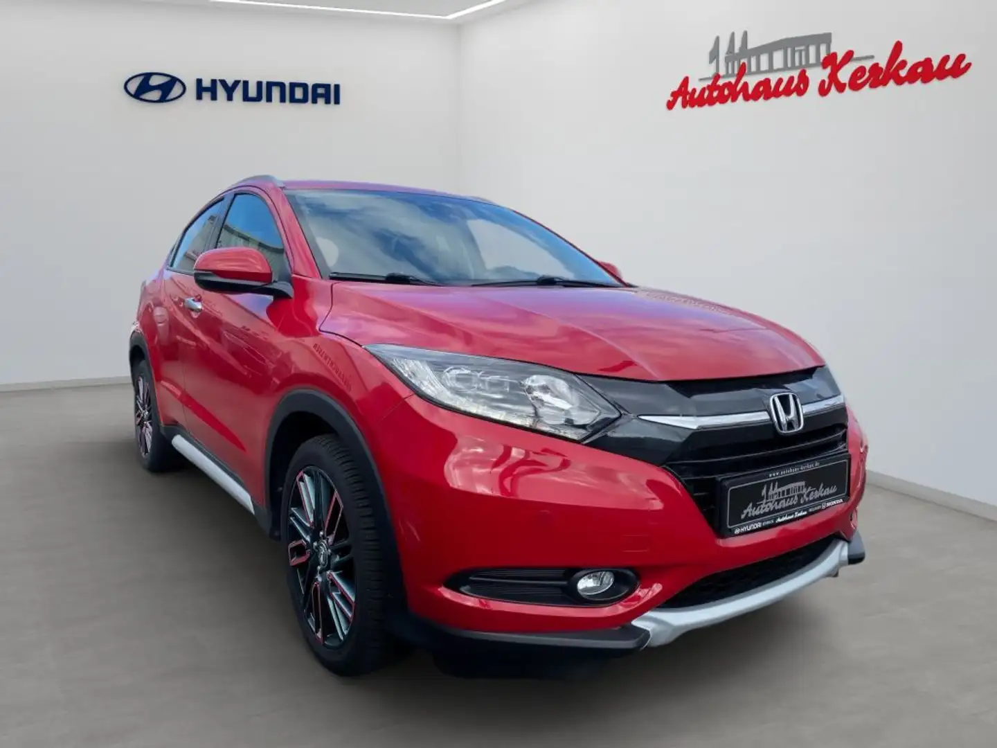 Honda HR-V 1.5 i-VTEC Executive +Style Paket + Carplay+ Rot - 2