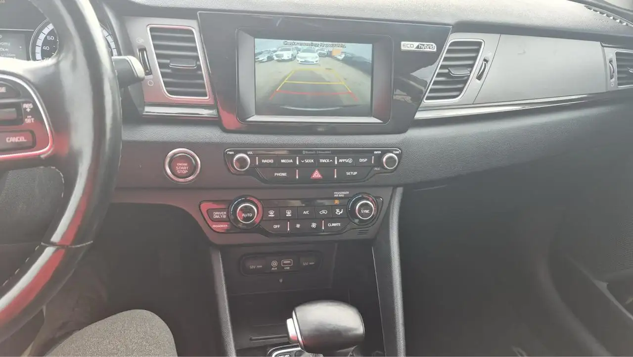 Kia Niro photo Kia Niro