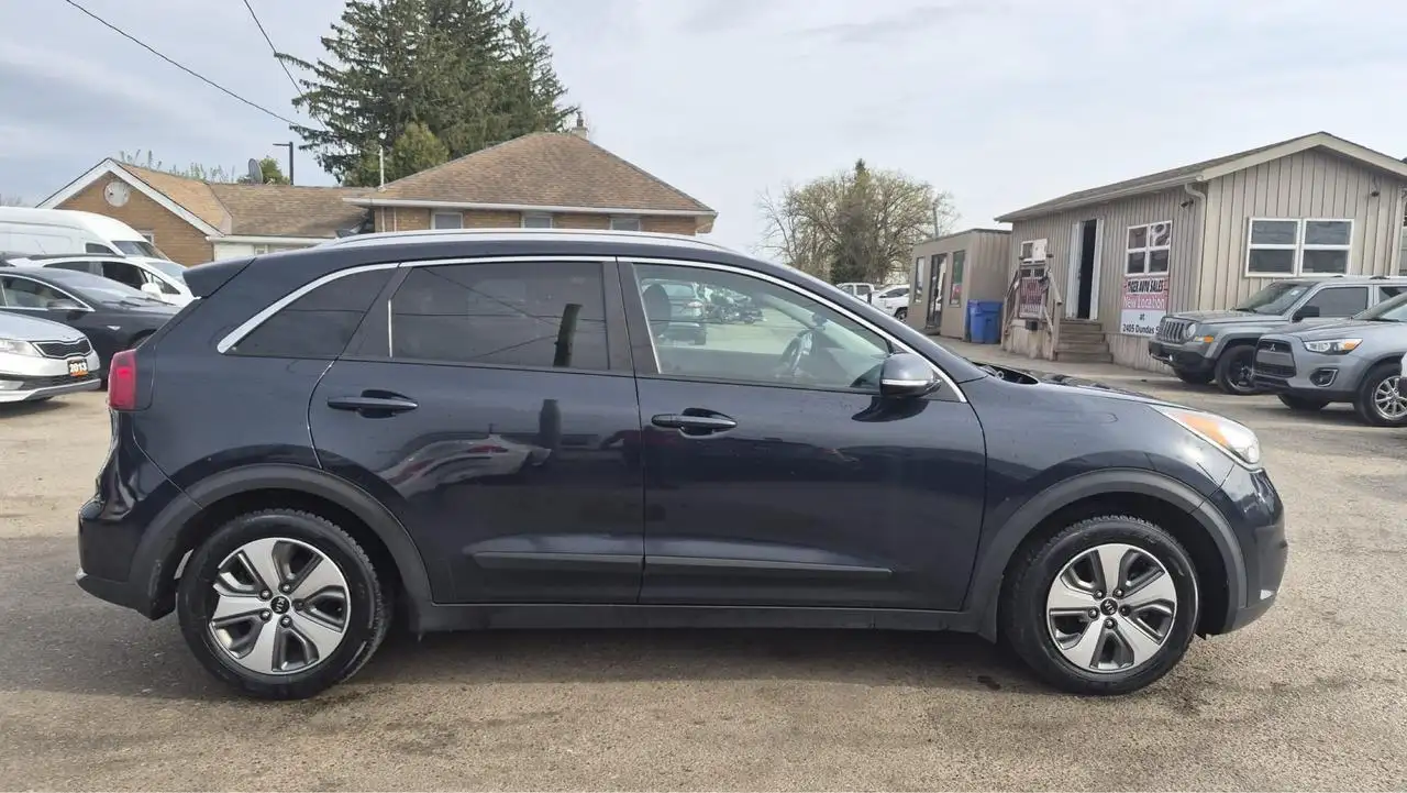 Kia Niro photo Kia Niro