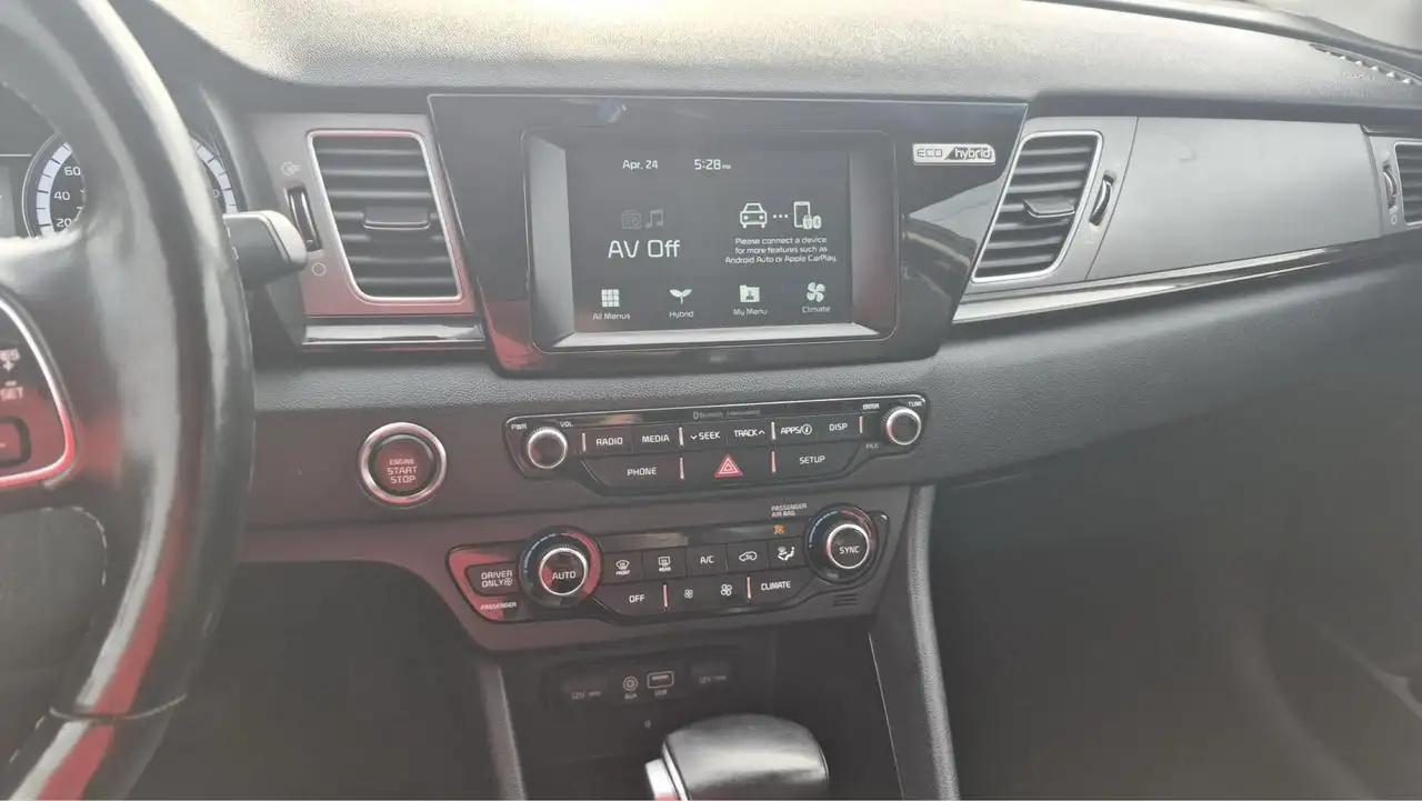 Kia Niro photo Kia Niro