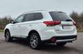 Mitsubishi Outlander 2.0 MIVEC Active+ 2WD, 7 Sitzer. Weiß - thumbnail 3