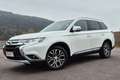 Mitsubishi Outlander 2.0 MIVEC Active+ 2WD, 7 Sitzer. Weiß - thumbnail 1