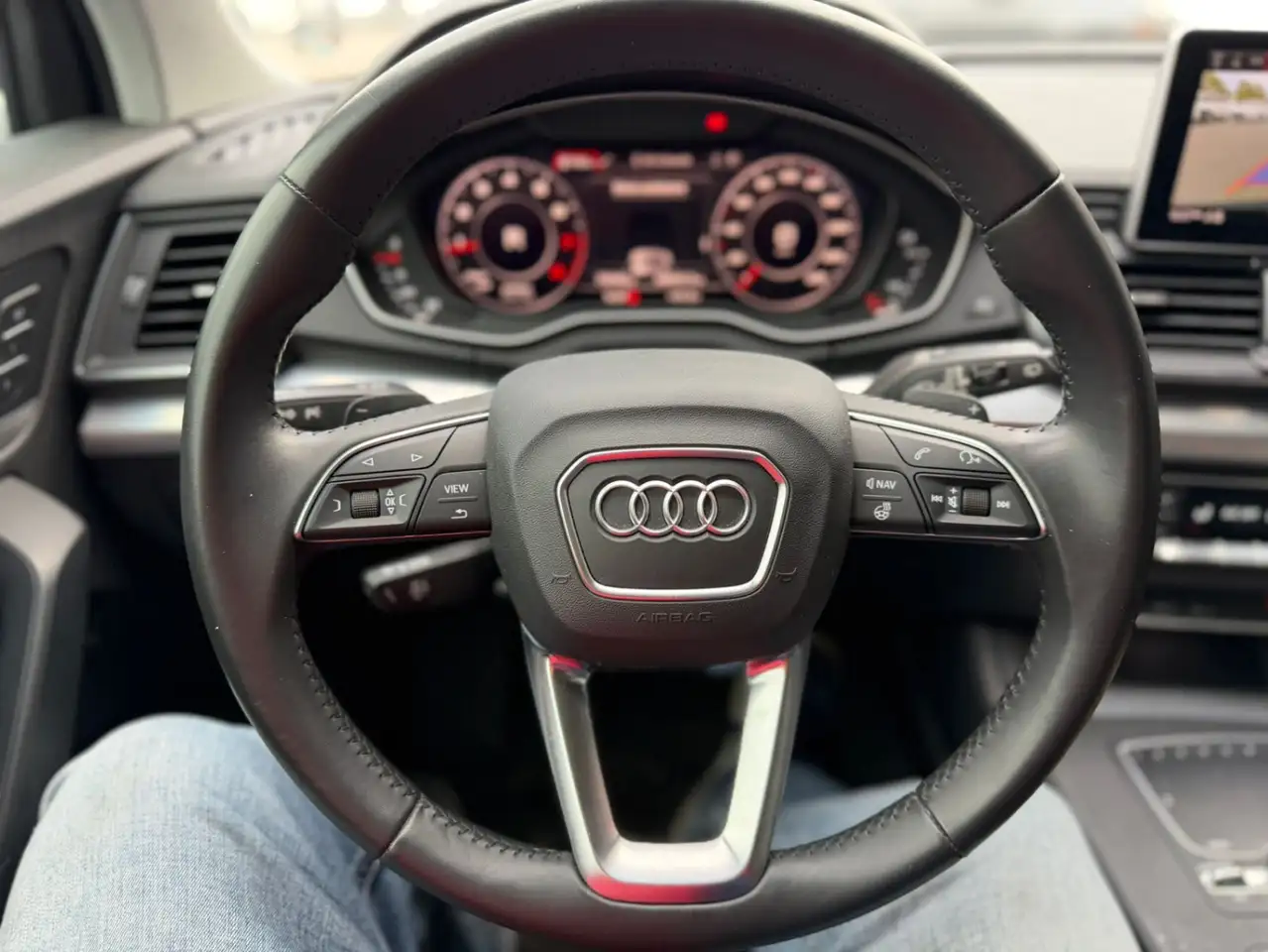 Audi Q5 снимка Audi Q5