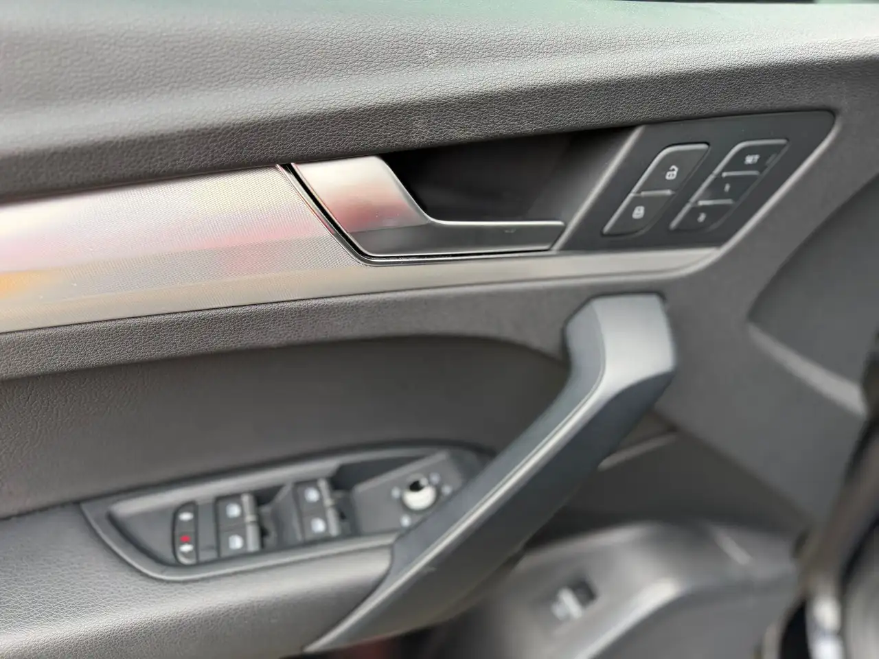 Audi Q5 снимка Audi Q5