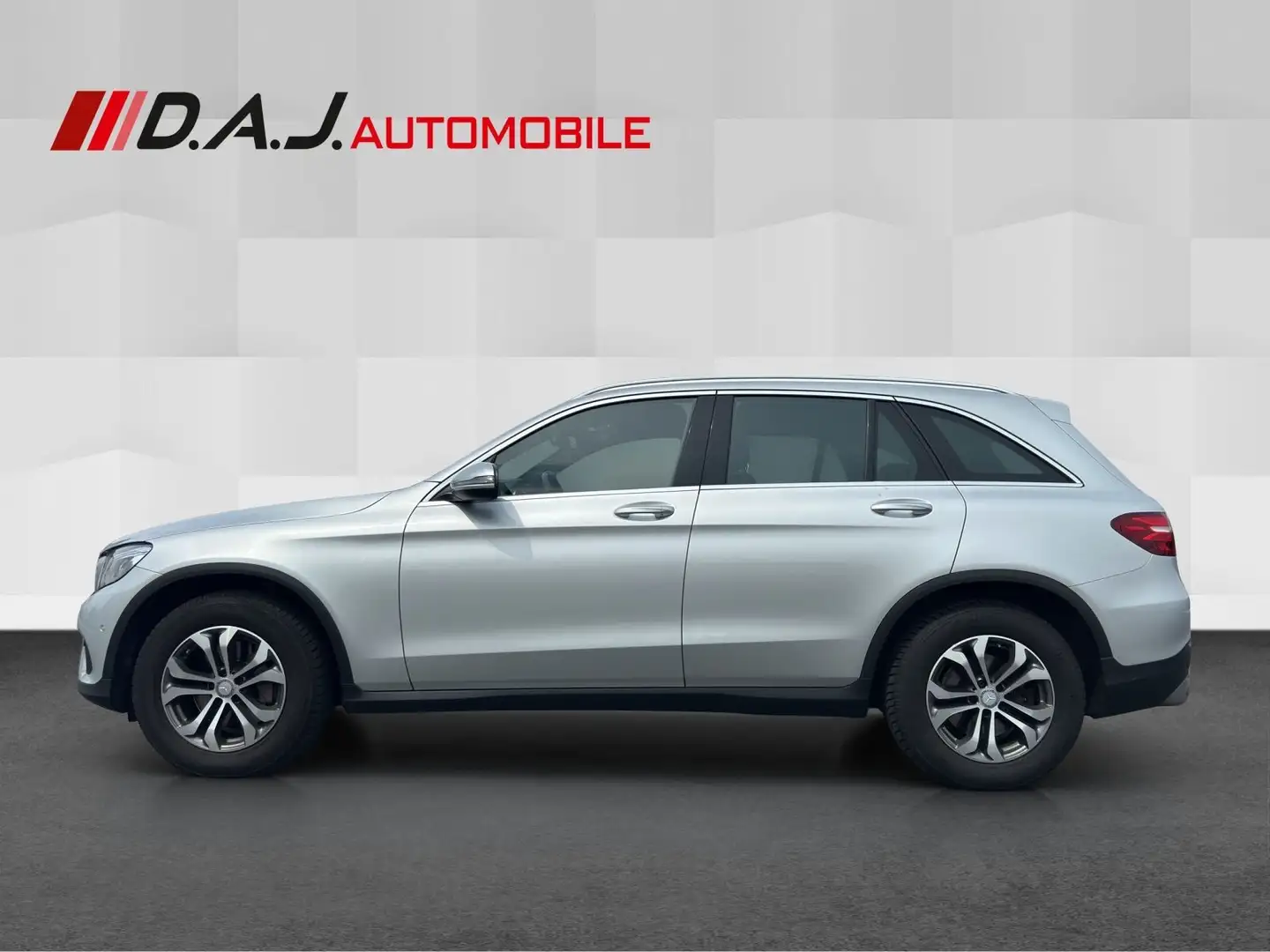 Mercedes-Benz GLC 250 d 4Matic Exclusive / Leder ILS NAV R.Kam Argent - 2