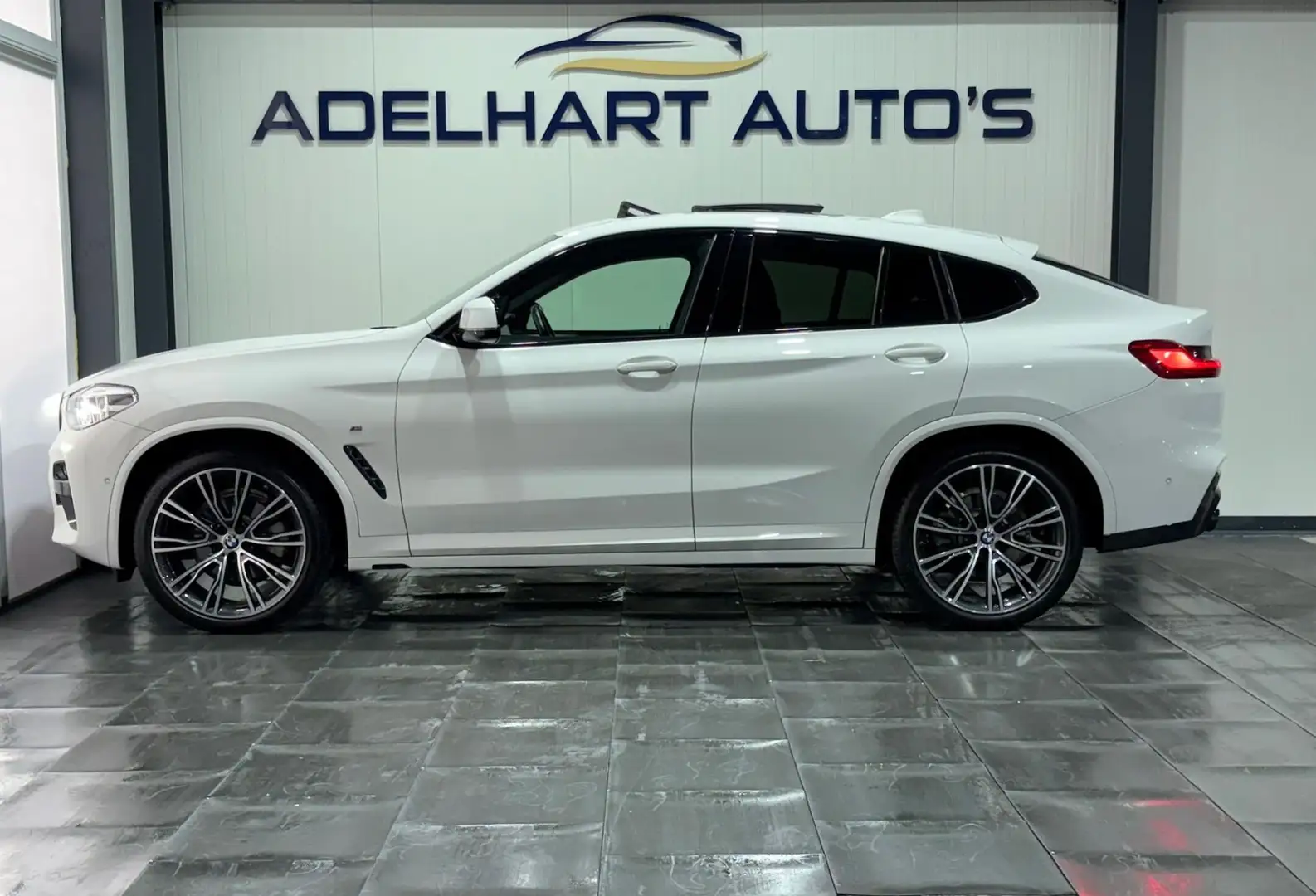 BMW X4 XDrive20i High Executive Edition M-sport / Panoram Wit - 2