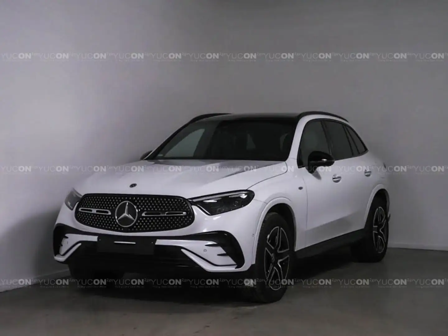 Mercedes-Benz GLC 300 de 4M AMG LINE Weiß - 2