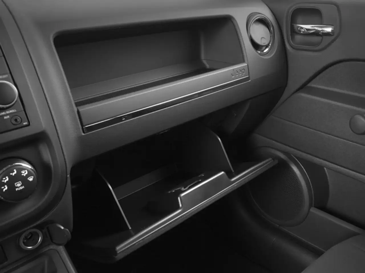 Jeep Patriot photo Jeep Patriot