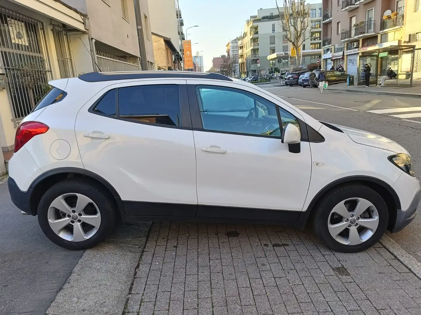 Opel Mokka 1.4  Cosmo Gpl tech 4x2 140cv X NEOPATENTATI Bianco - 2