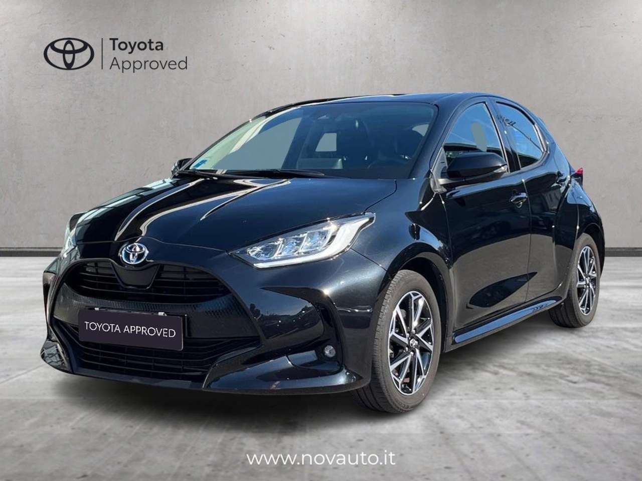 Toyota Yaris Hybrid Trend MY22