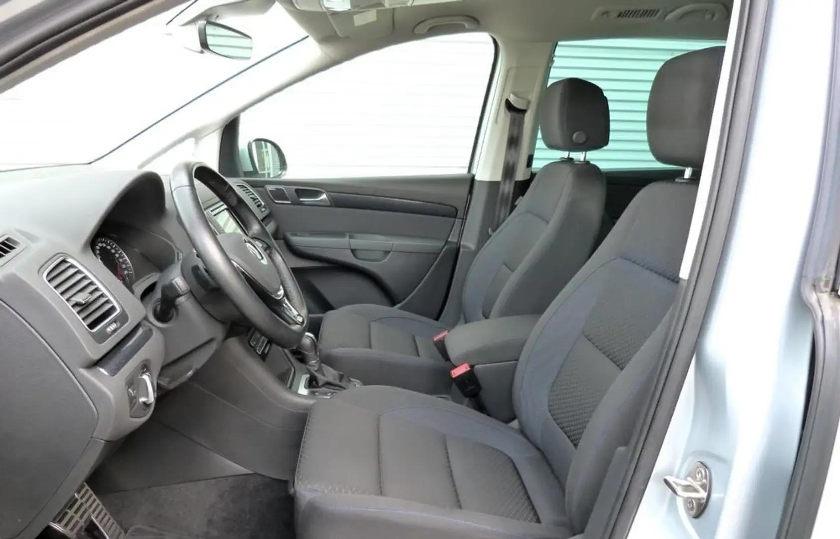 Volkswagen Sharan 2.0 TDI 150 CV SCR DSG Highline Argento - 2