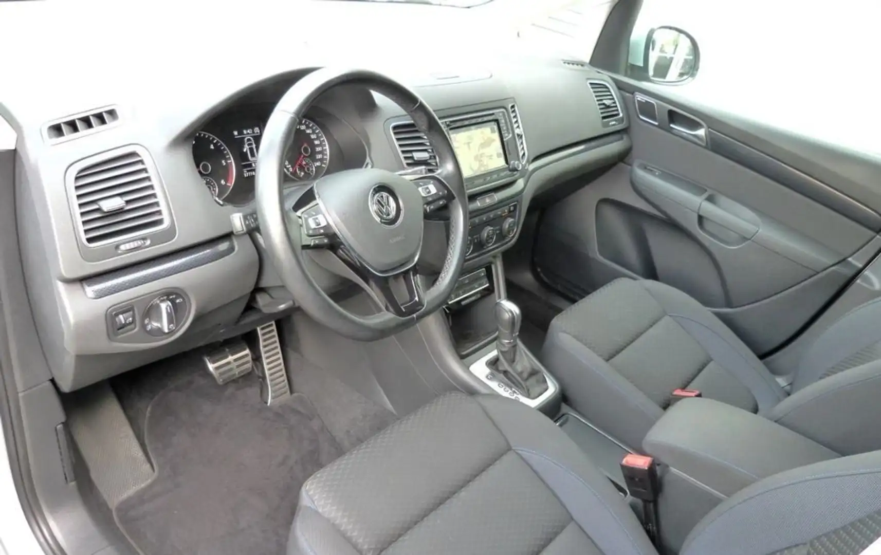 Volkswagen Sharan 2.0 TDI 150 CV SCR DSG Highline Argento - 1