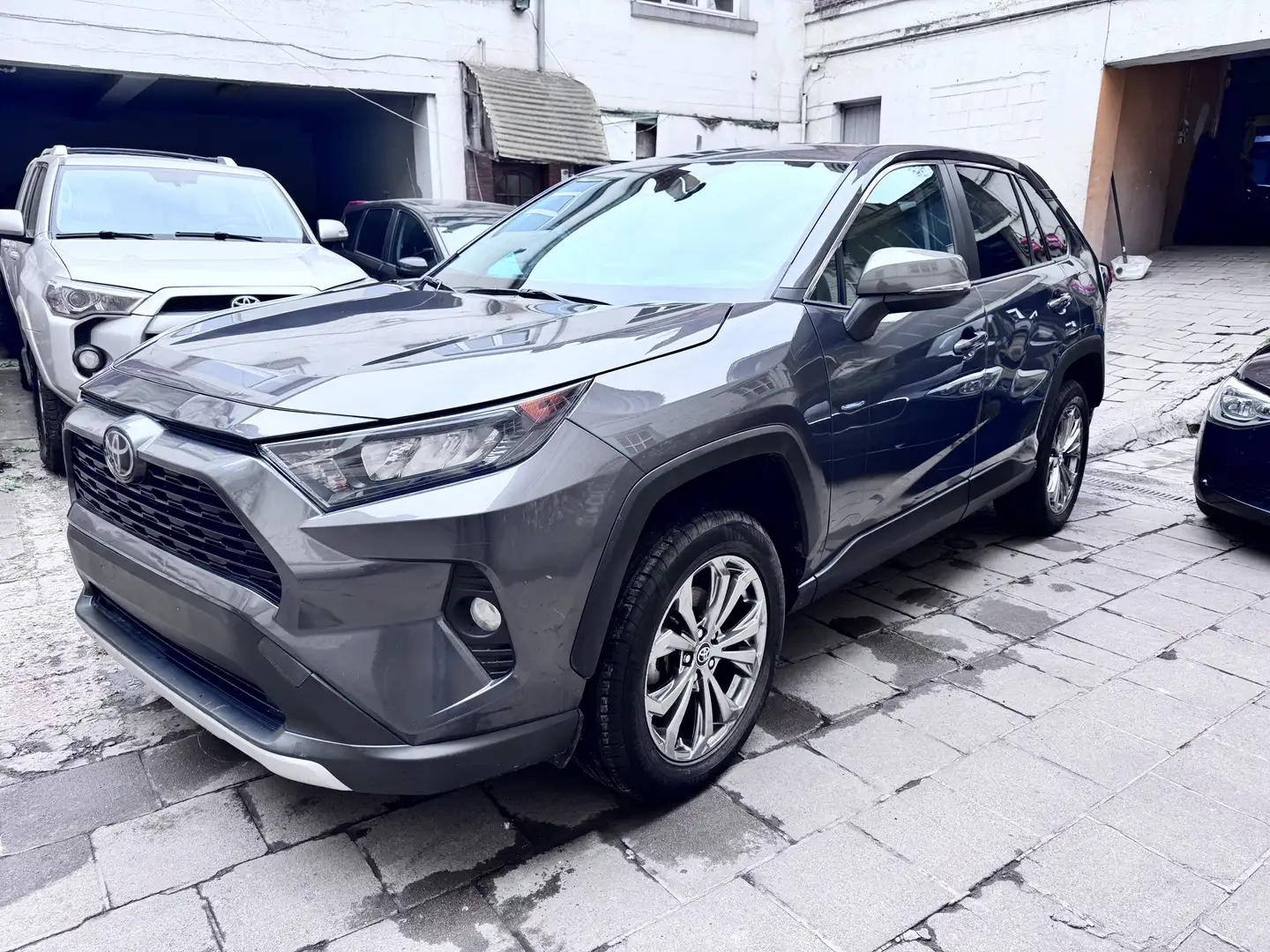 Toyota RAV 4 Export only out side europe - 1