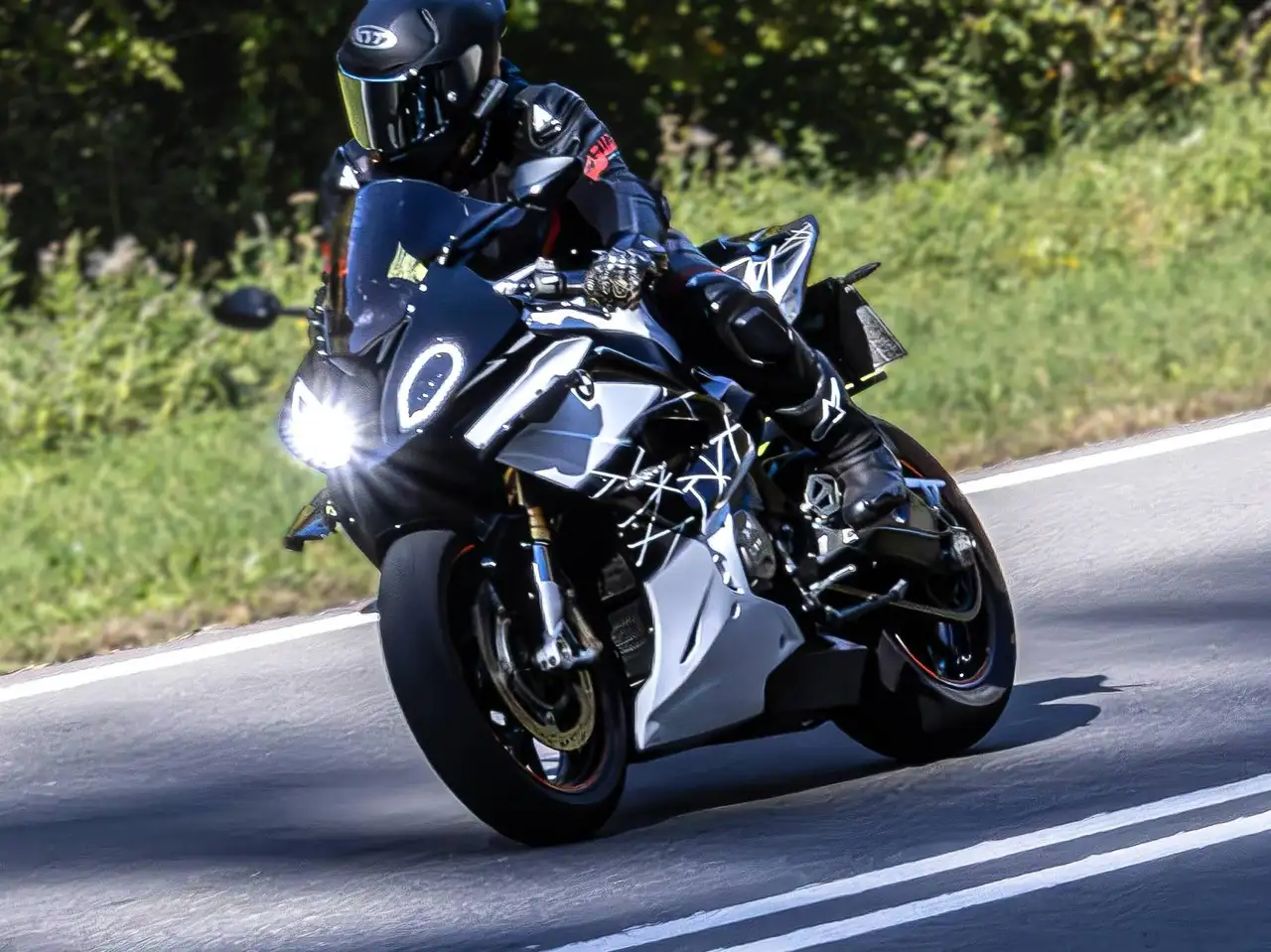 BMW S 1000 RR