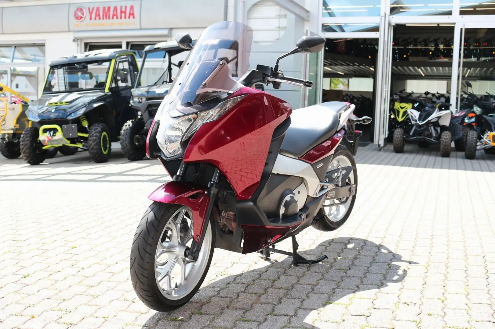 Honda NC 700 Integra ABS DCT Rouge - 1