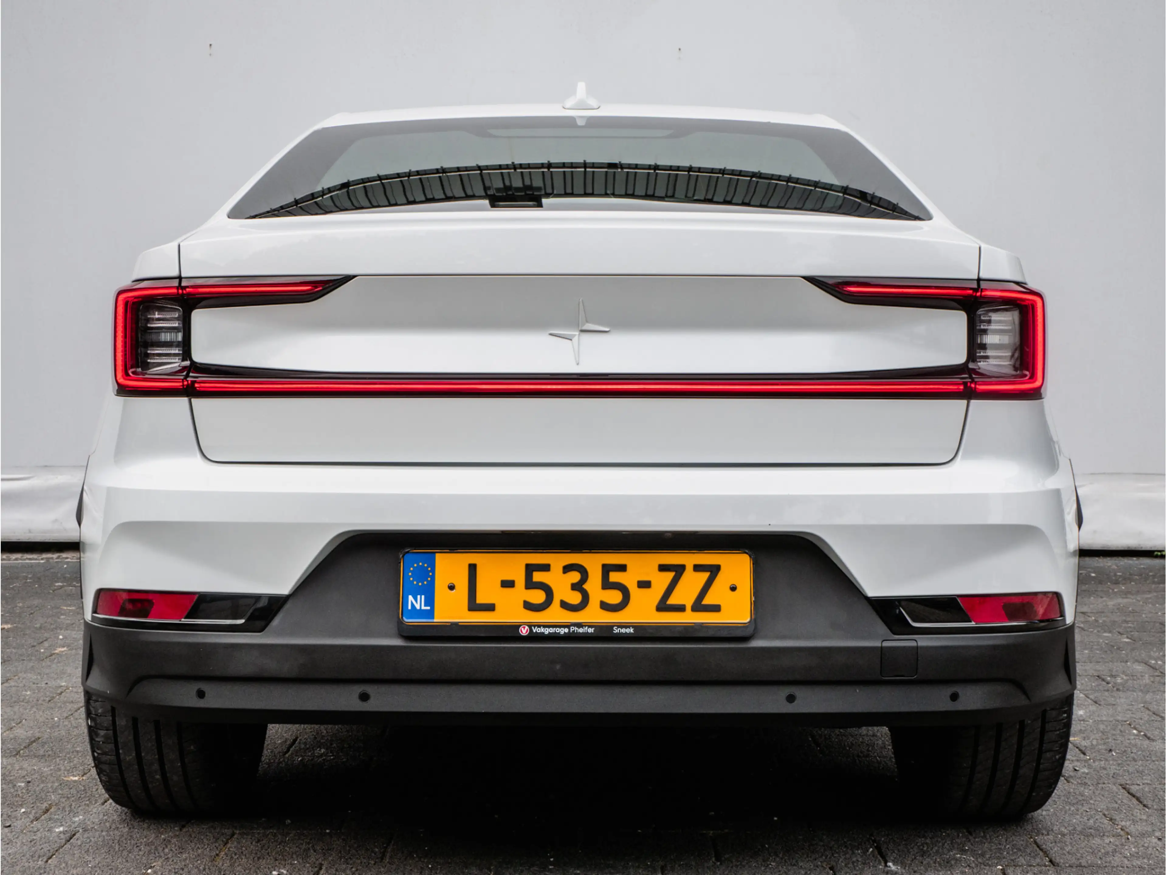 Polestar 2 Standard Range Single Motor 63kWh SOH 94% Camera/ — photo 8