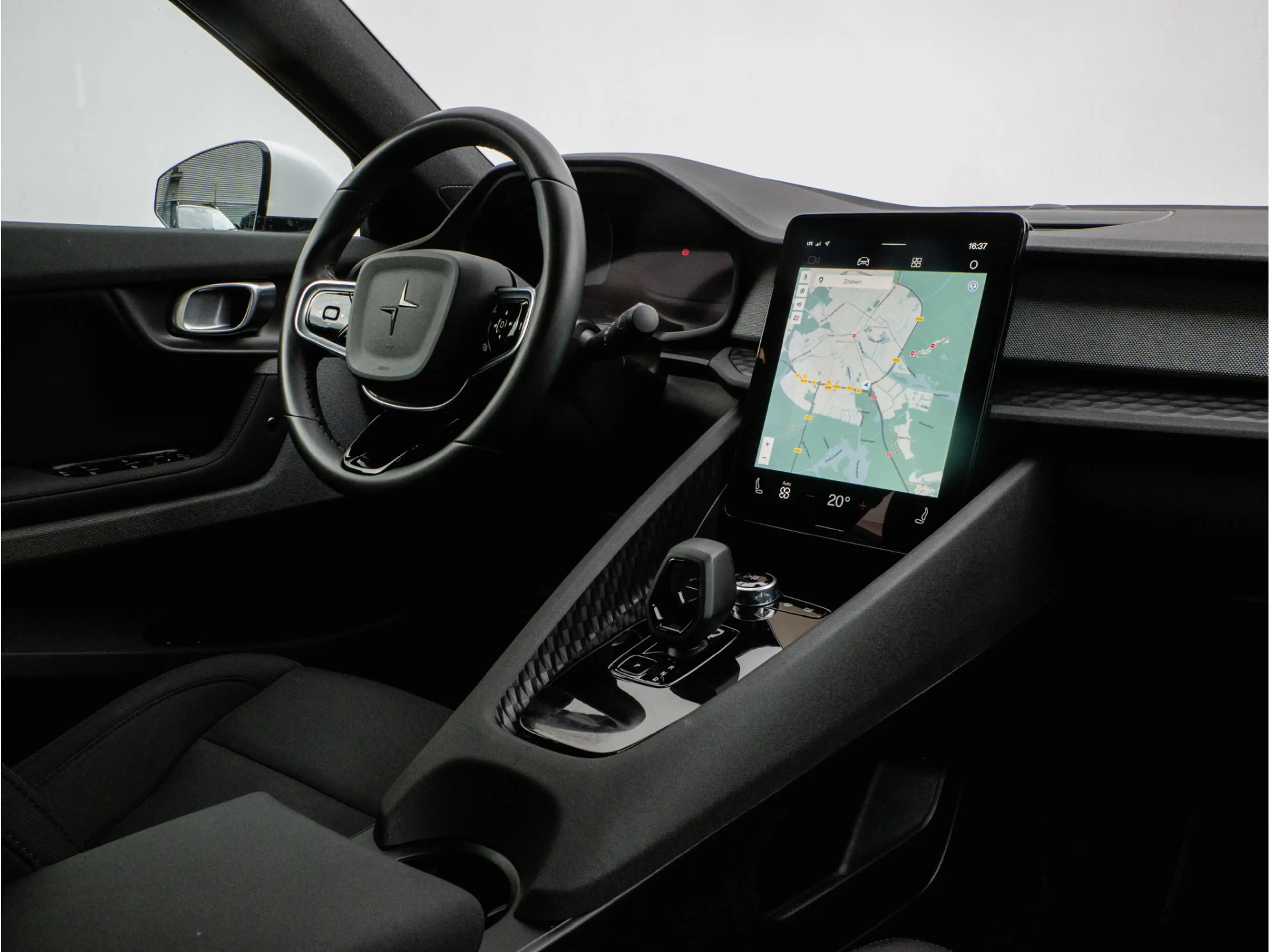 Polestar 2 Standard Range Single Motor 63kWh SOH 94% Camera/ — photo 3