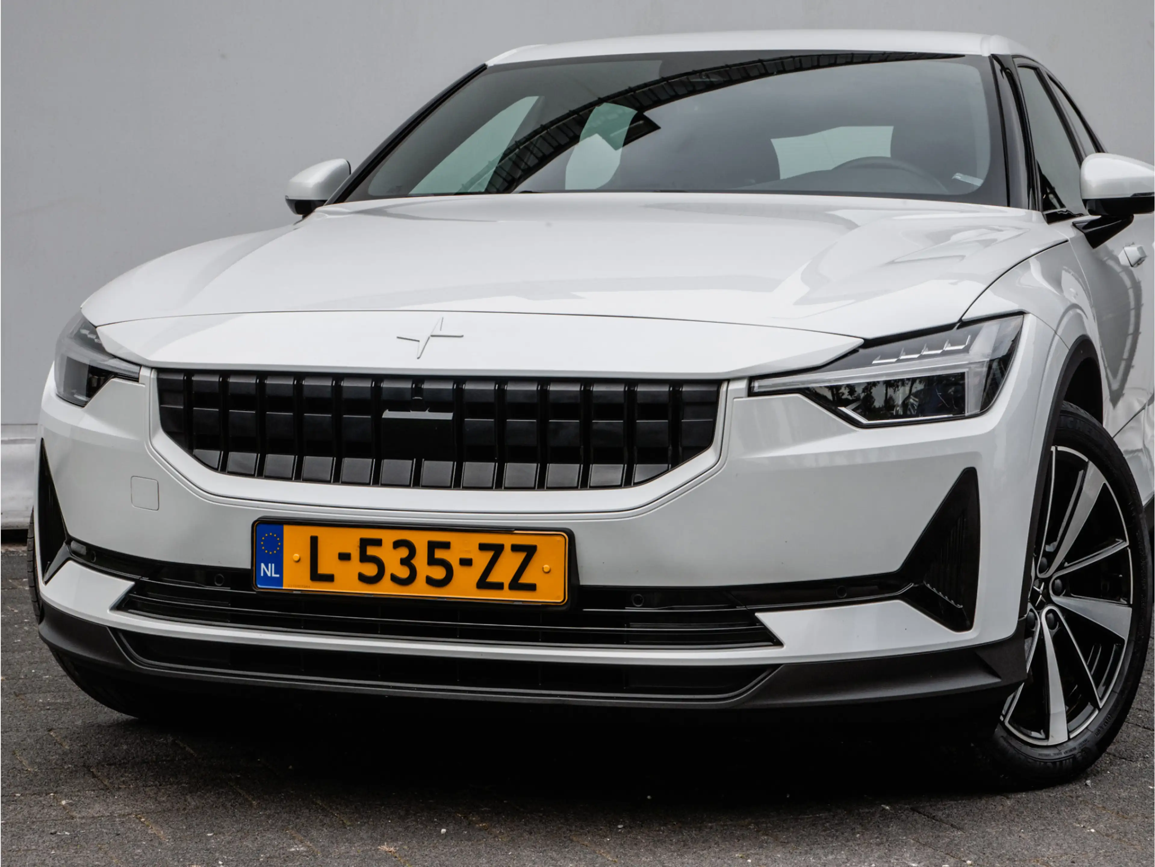 Polestar 2 Standard Range Single Motor 63kWh SOH 94% Camera/ — photo 2