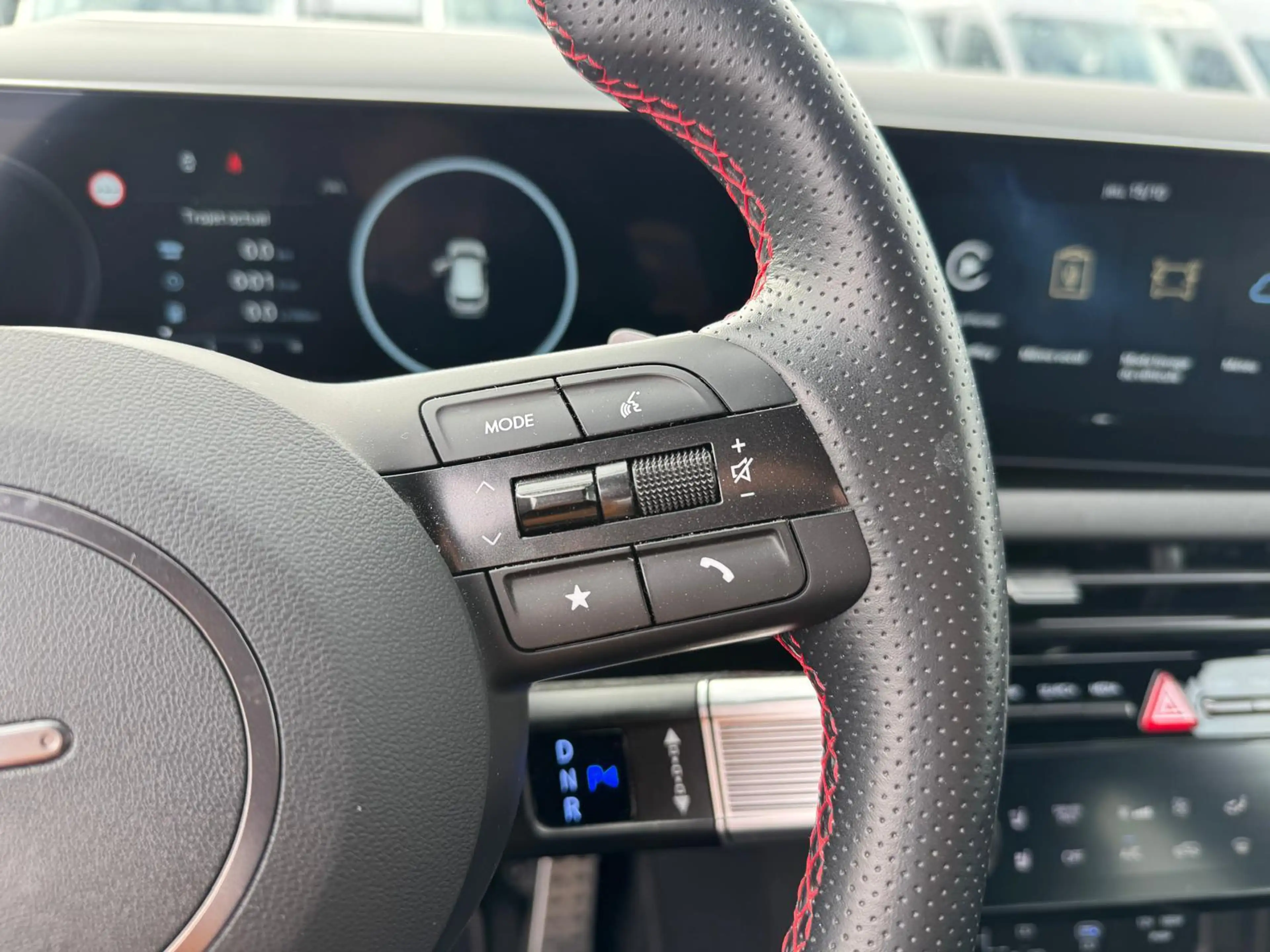 Hyundai TUCSON 1.6 T-GDi Hybrid Shine N-Line Sensation Pack — photo 15
