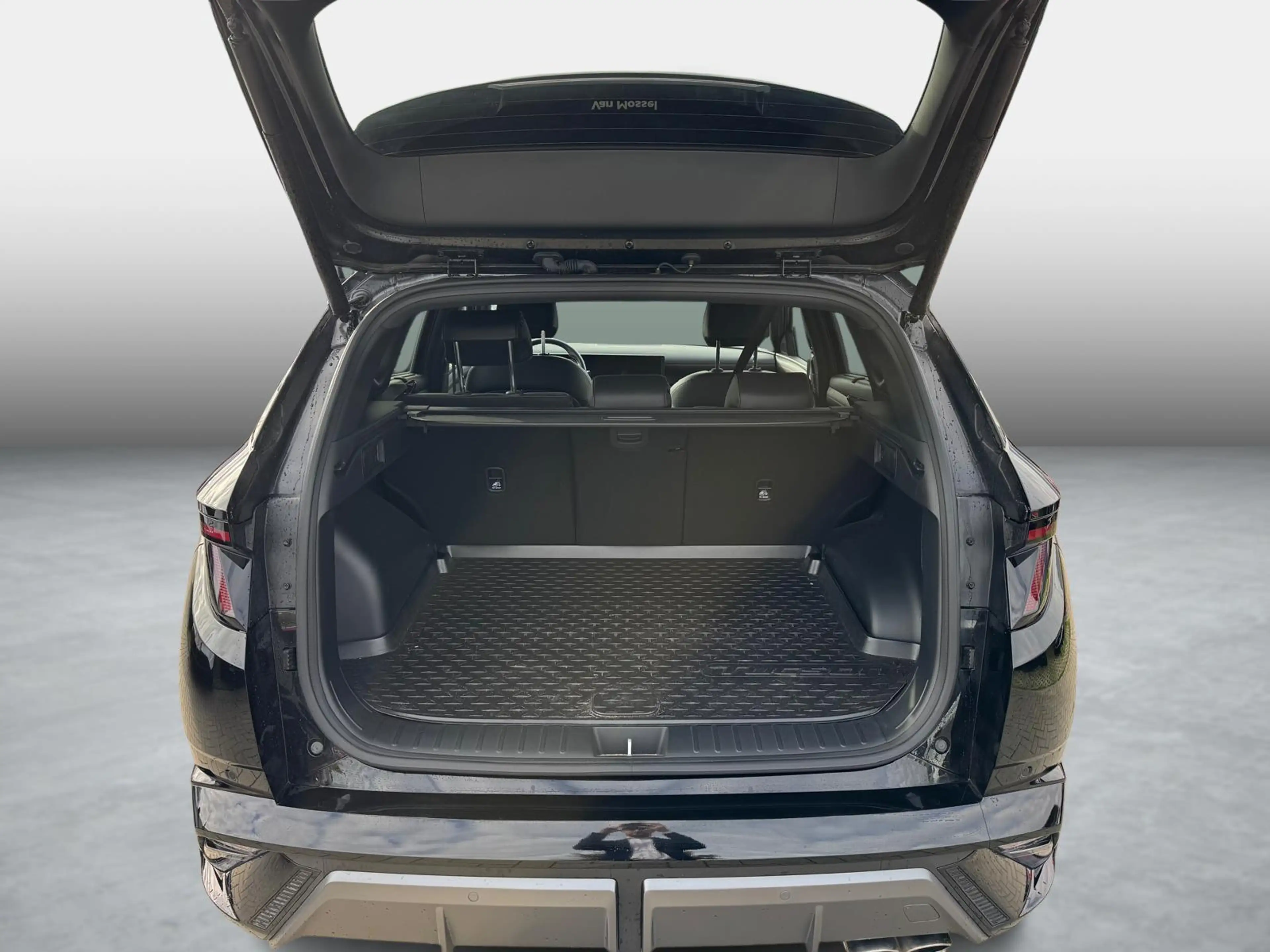 Hyundai TUCSON 1.6 T-GDi Hybrid Shine N-Line Sensation Pack — photo 8