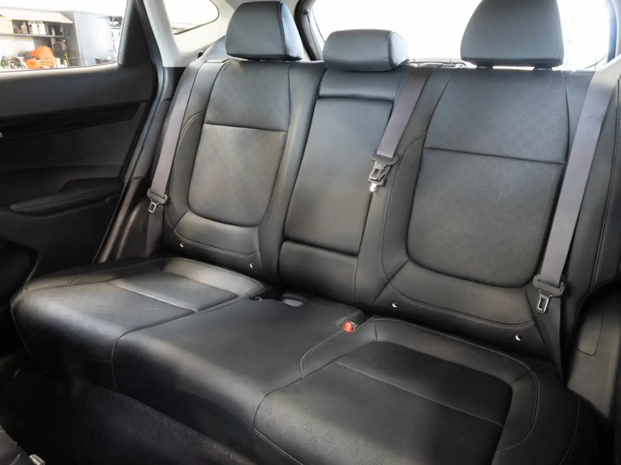 Kia Seltos снимка Kia Seltos