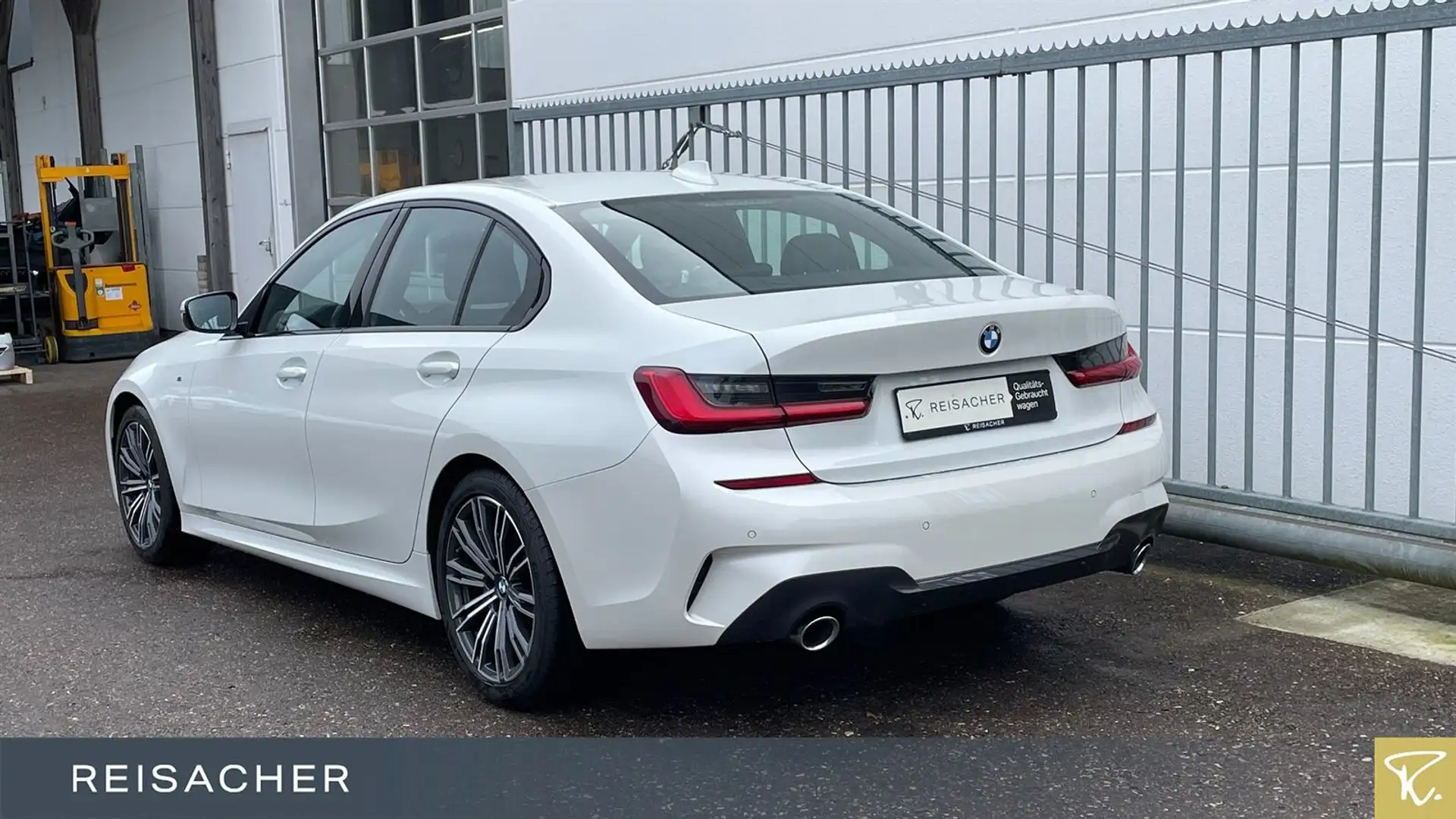 BMW 320 d Limousine M-Sport LC+ LED ACC 18"LM Bianco - 2