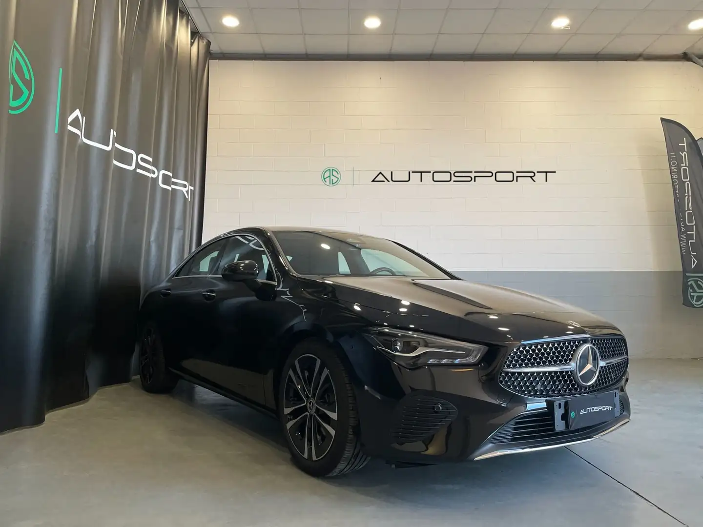 Mercedes-Benz CLA 180 CLA 180 Automatic Progressive Advanced Plus Nero - 1
