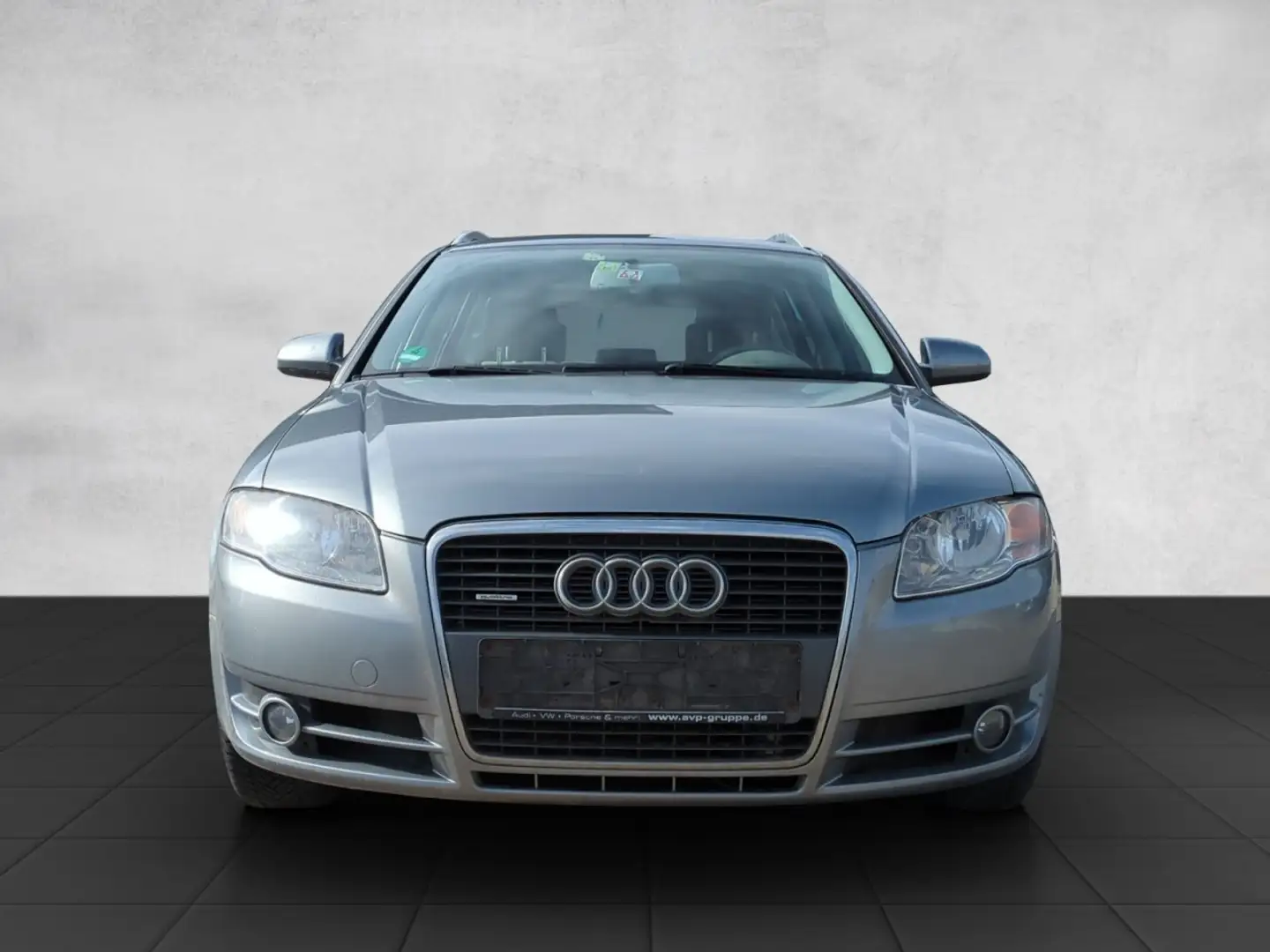 Audi A4 Avant 3.0 TDI quattro (171kW) Nicht an Privat Grau - 2