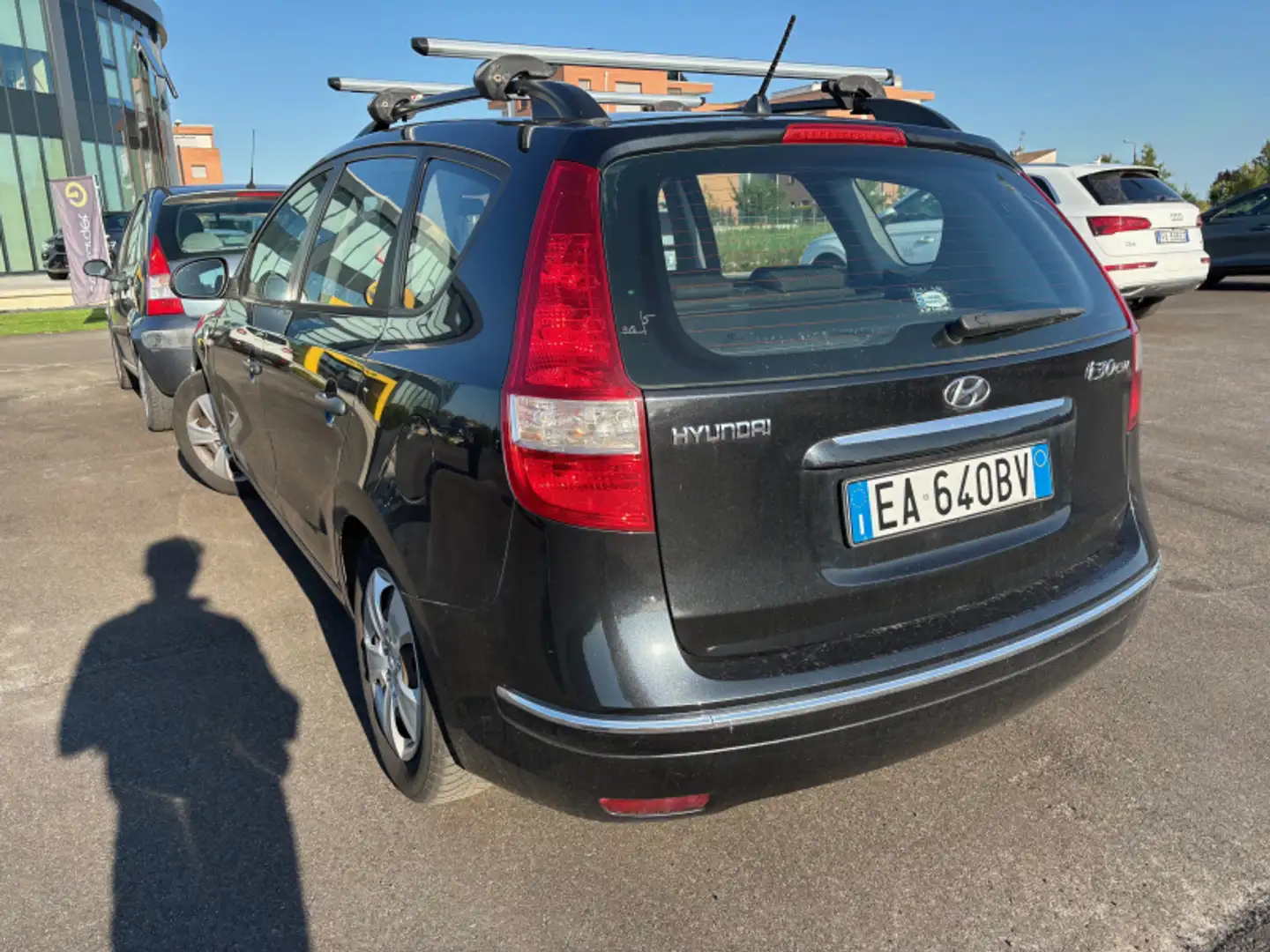 Hyundai i30 CW 1.4 16V 109CV BlueDr. GPL Act.Sp. Grijs - 2
