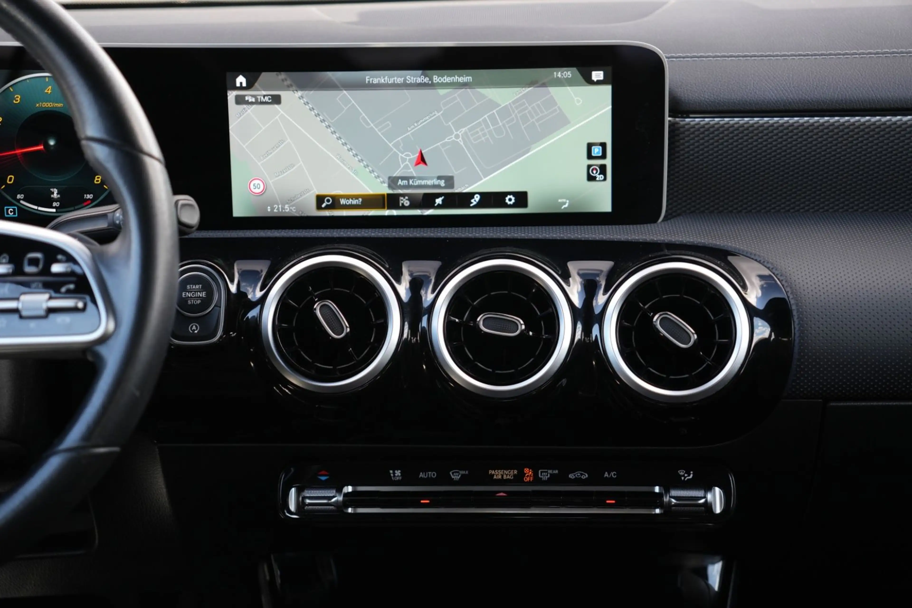 Mercedes-Benz CLA 180 /NAVIGATION/SZH/TÜV NEU — photo 16
