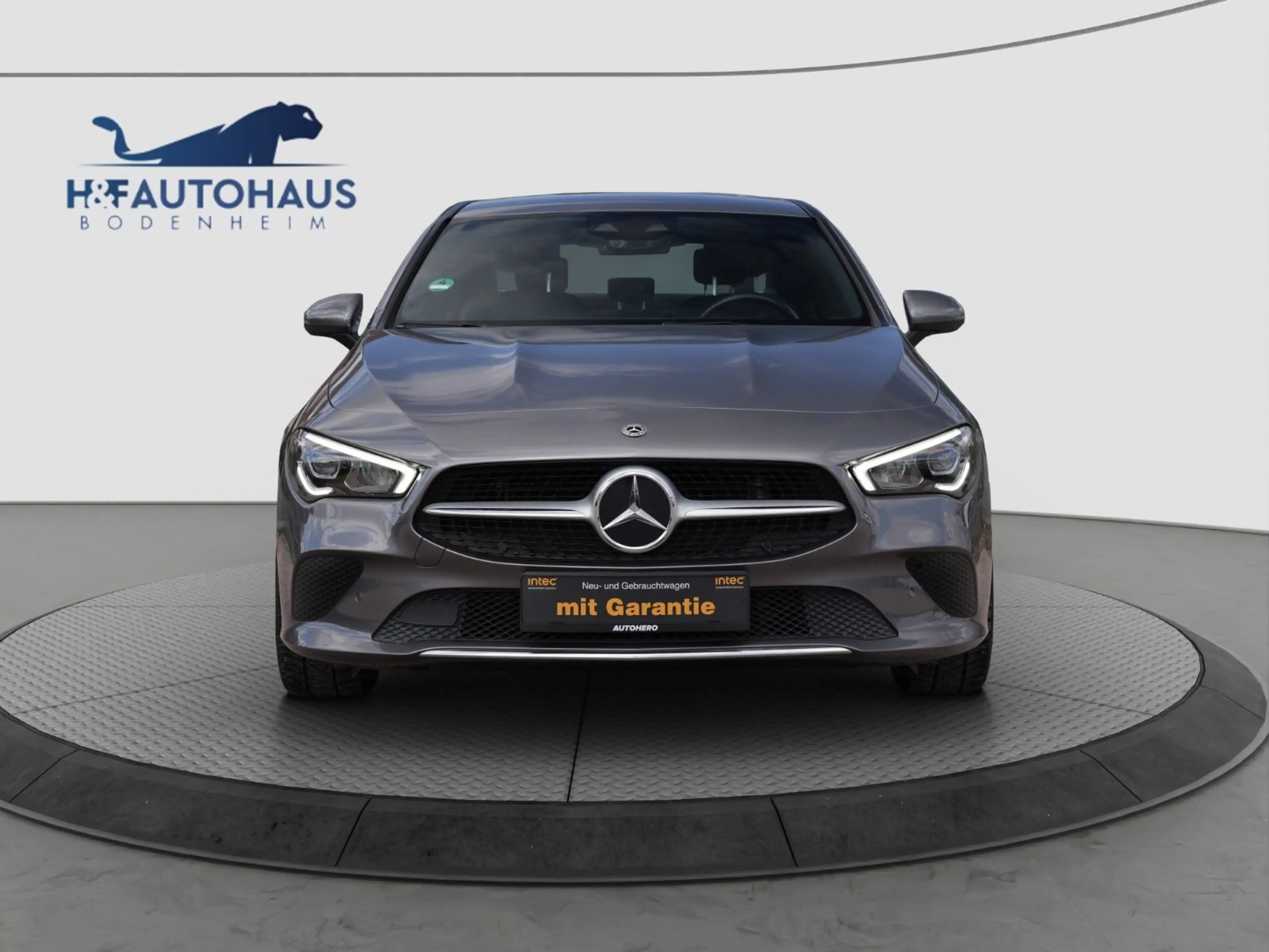 Mercedes-Benz CLA 180 /NAVIGATION/SZH/TÜV NEU — photo 2