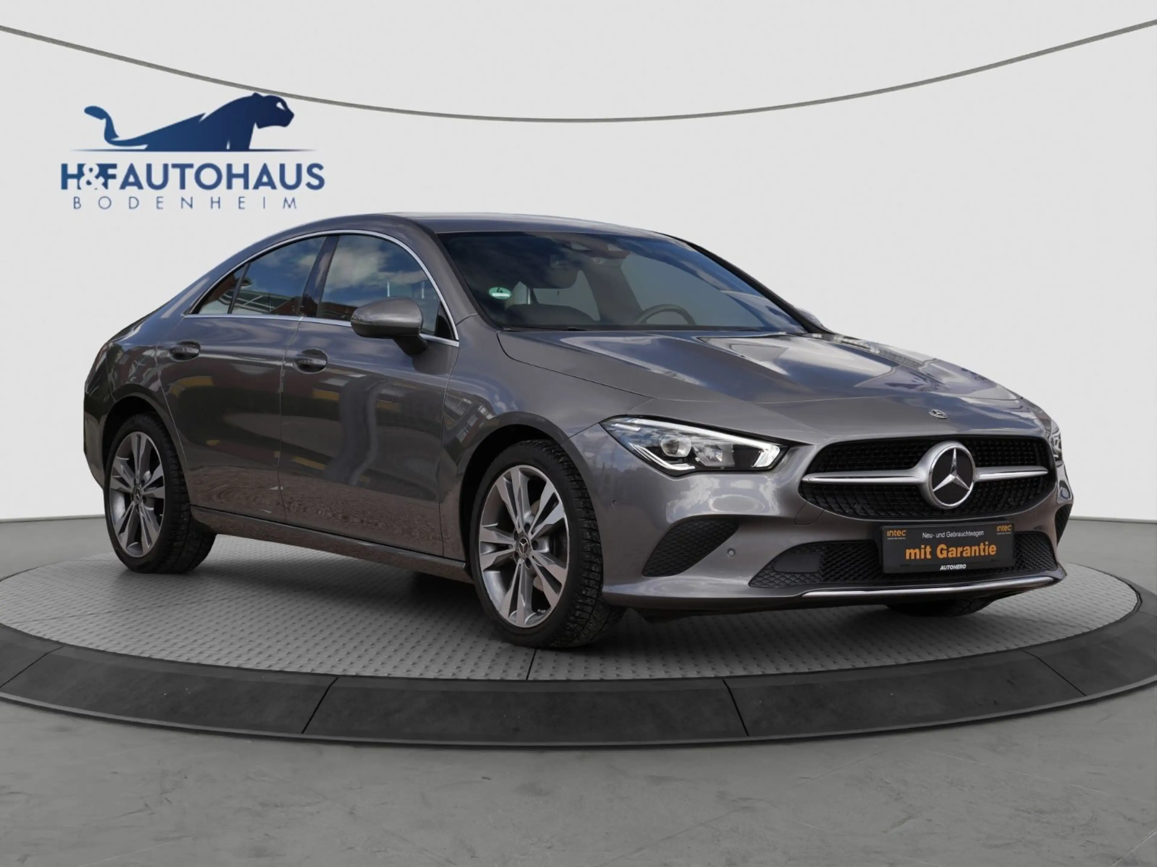 Mercedes-Benz CLA 180 /NAVIGATION/SZH/TÜV NEU — photo 3