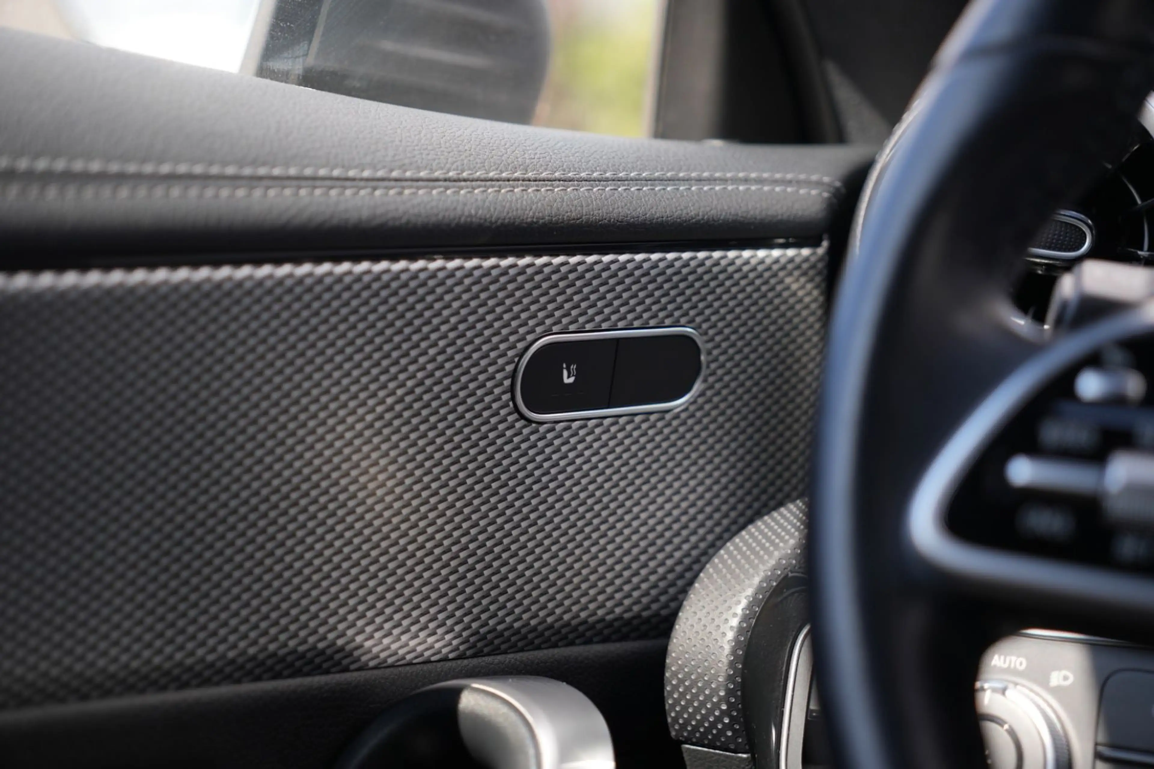 Mercedes-Benz CLA 180 /NAVIGATION/SZH/TÜV NEU — photo 20