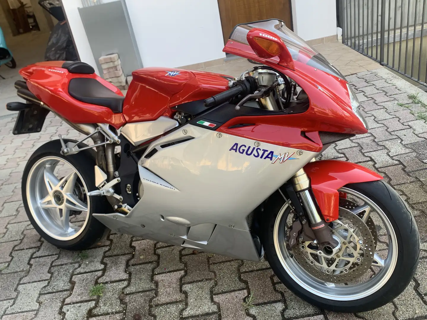 MV Agusta F4 1000 S 1+1 Argent - 2
