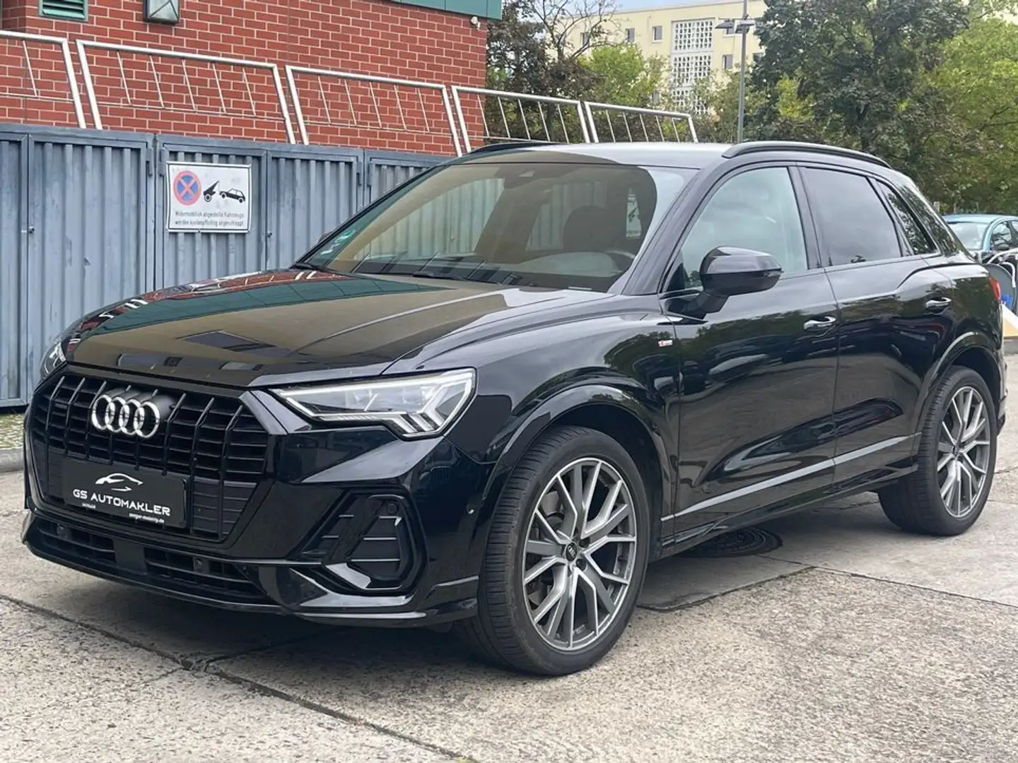Audi Q3 45 TFSI quattro S line B&O R-Kamera Schwarz - 2