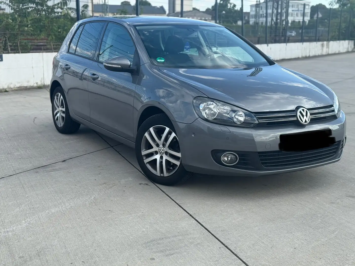 Volkswagen Golf 1.4 Team - 1