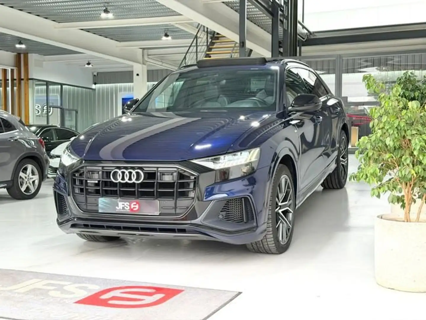 Audi Q8 Black Line Quattro 3.0 TFSI 340 CV Azul - 2
