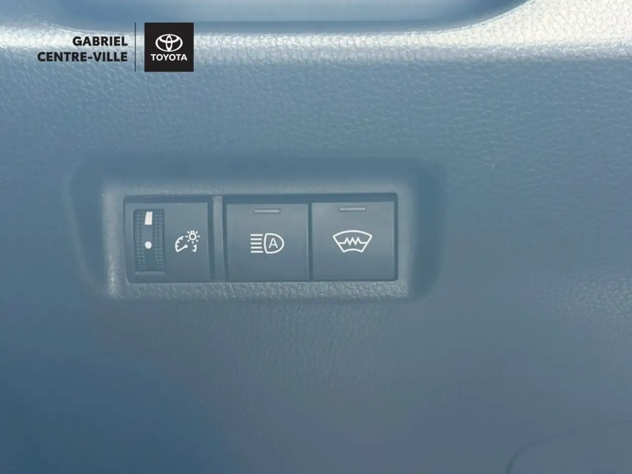 Toyota RAV 4 photo Toyota RAV 4