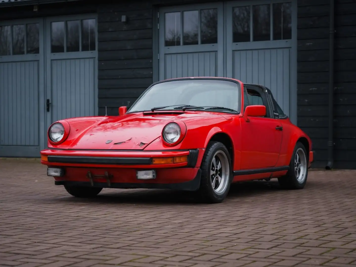 Porsche 911 3.0 SC Targa Rot - 1