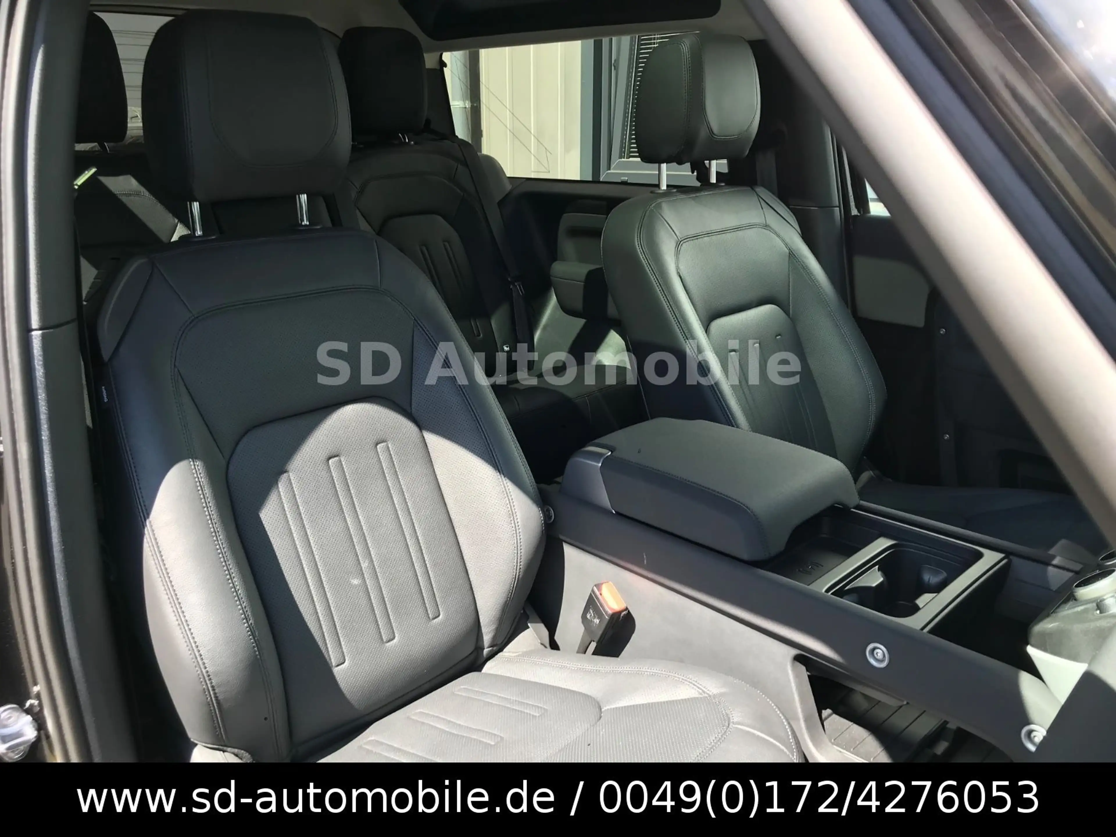 Land Rover Defender 90 XS Edition 3,0 D250 PANO+AHK+LUFT — photo 10
