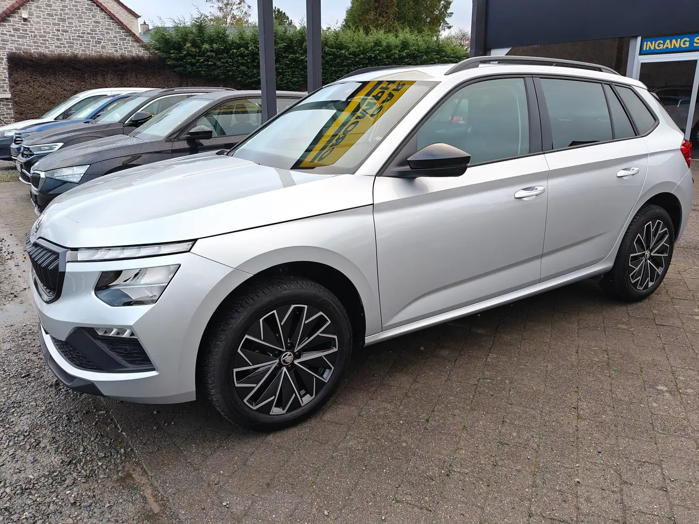 Skoda Kamiq Kamiq 1.0 TSI Selection BLACKpack Zilver - 2