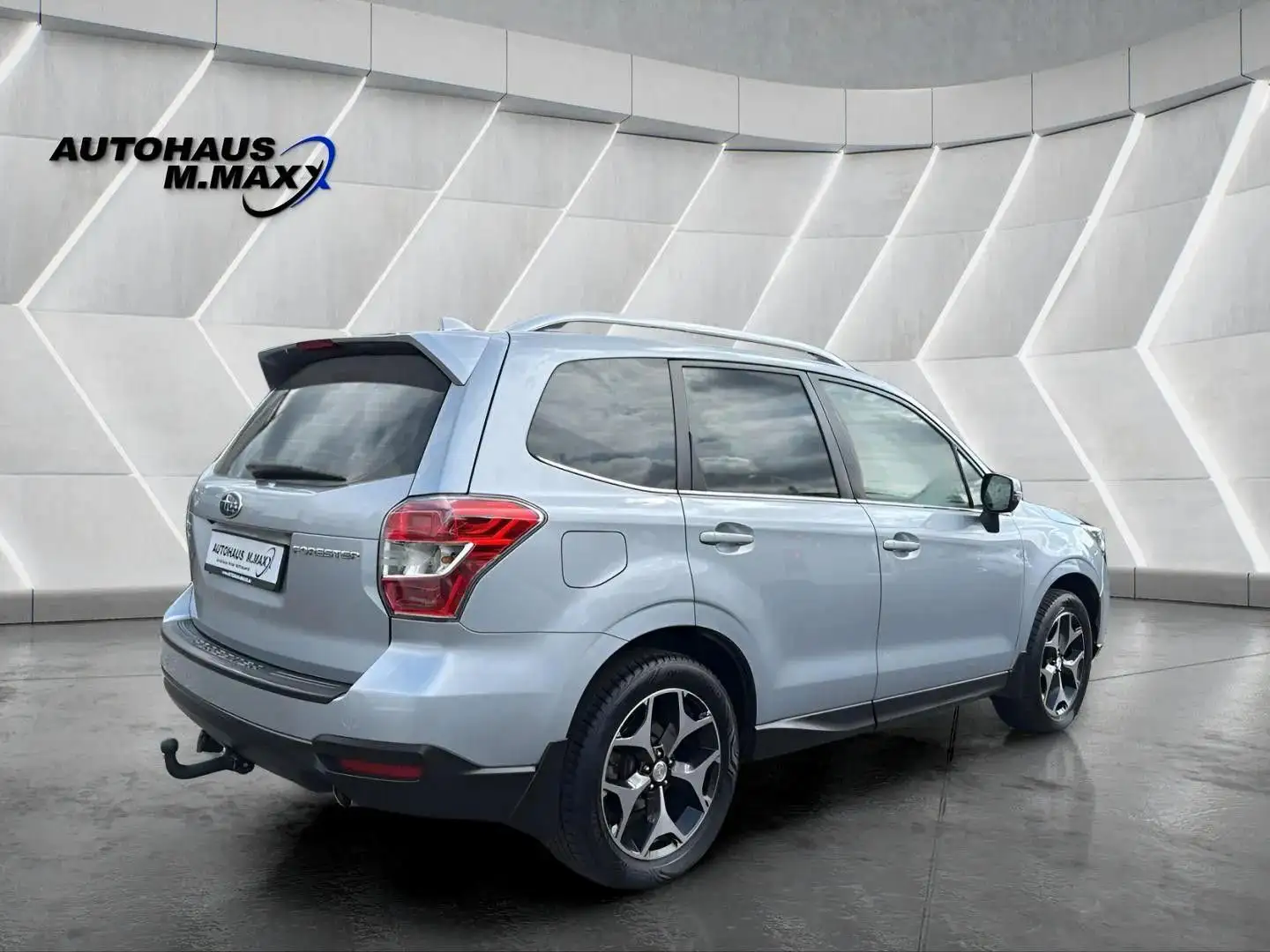 Subaru Forester Platinum LPG Pano AHK Leder Navi Kamera Argintiu - 2
