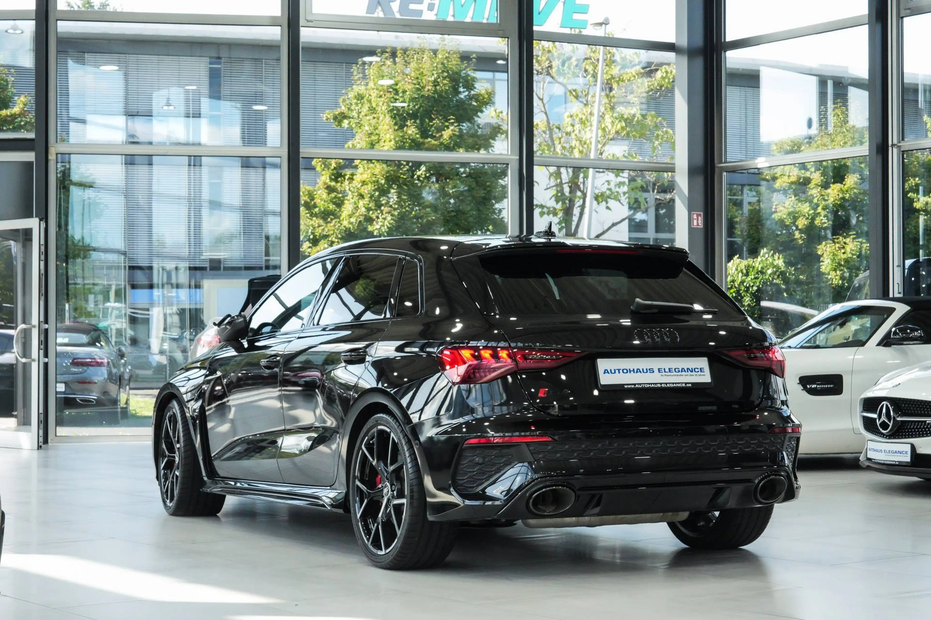 Audi RS3 Sportback Quattro*RS-SPORTSITZE*B&O*MASSAGE* — photo 7