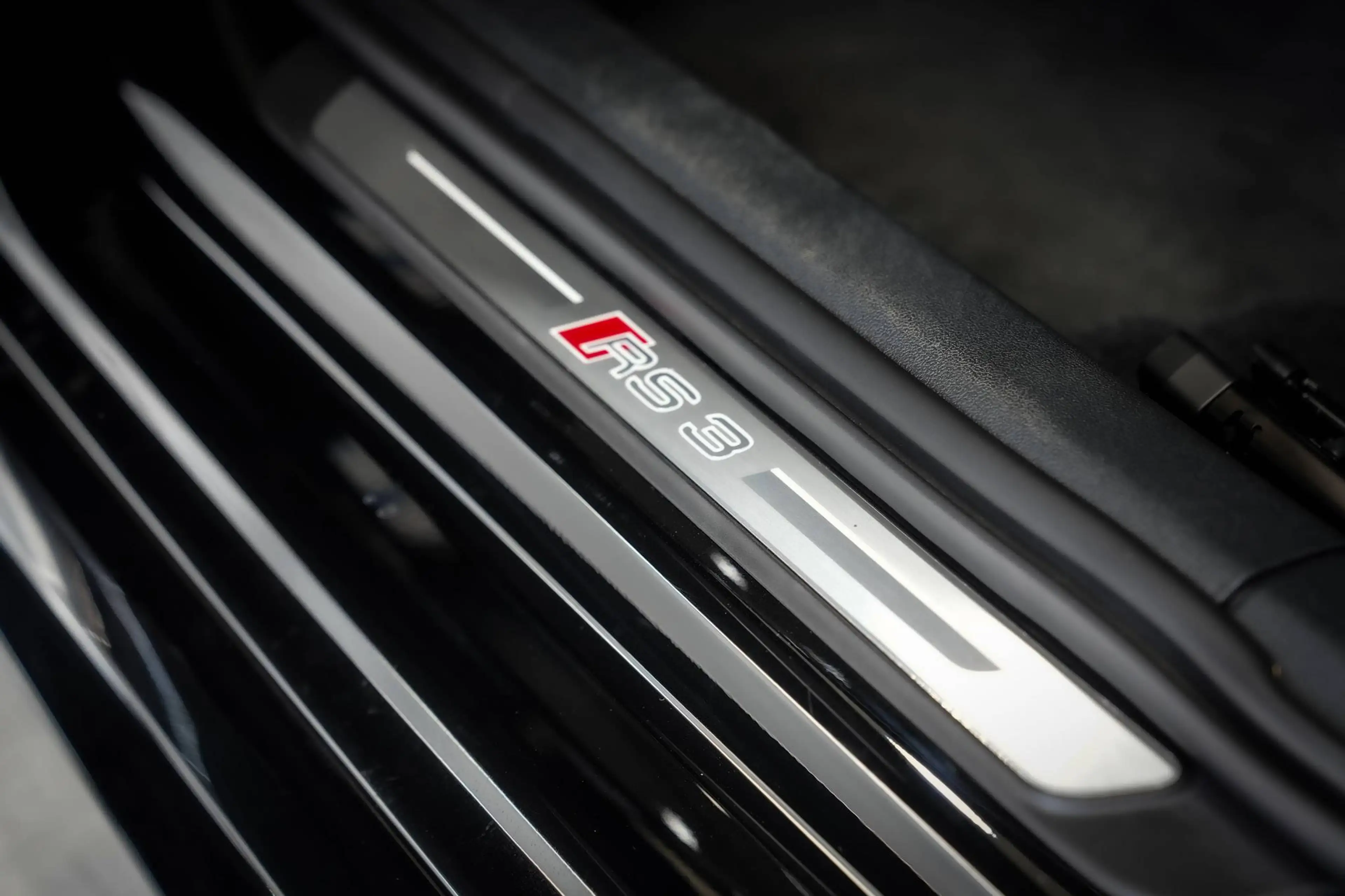 Audi RS3 Sportback Quattro*RS-SPORTSITZE*B&O*MASSAGE* — photo 14