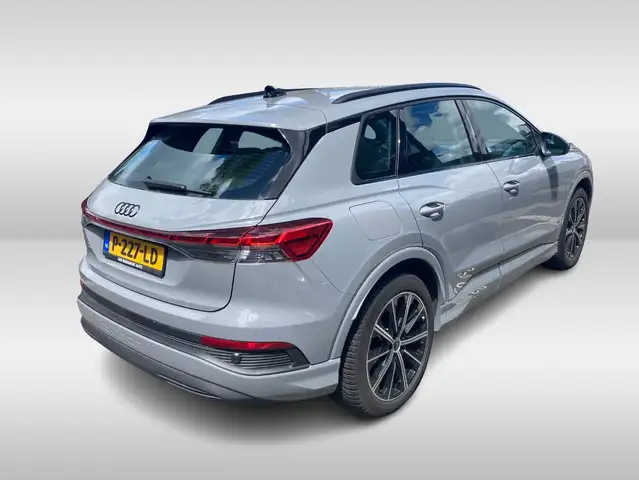 Audi Q4 E-Tron view 3
