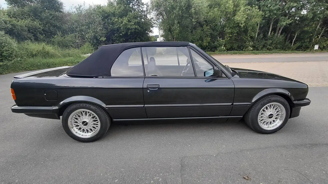 BMW 320 i Cabrio E30 shadowline VFL, H-Zulass., Note 2+, foto 10