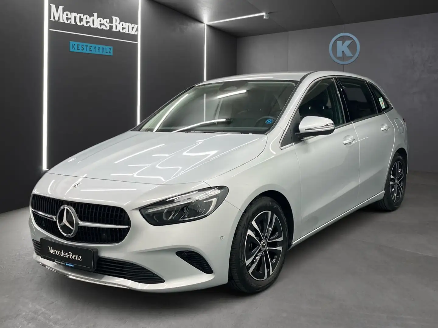 Mercedes-Benz B 180 LED Kamera Laderaump Spurhalt-Ass PTS 7G-DCT Silber - 2